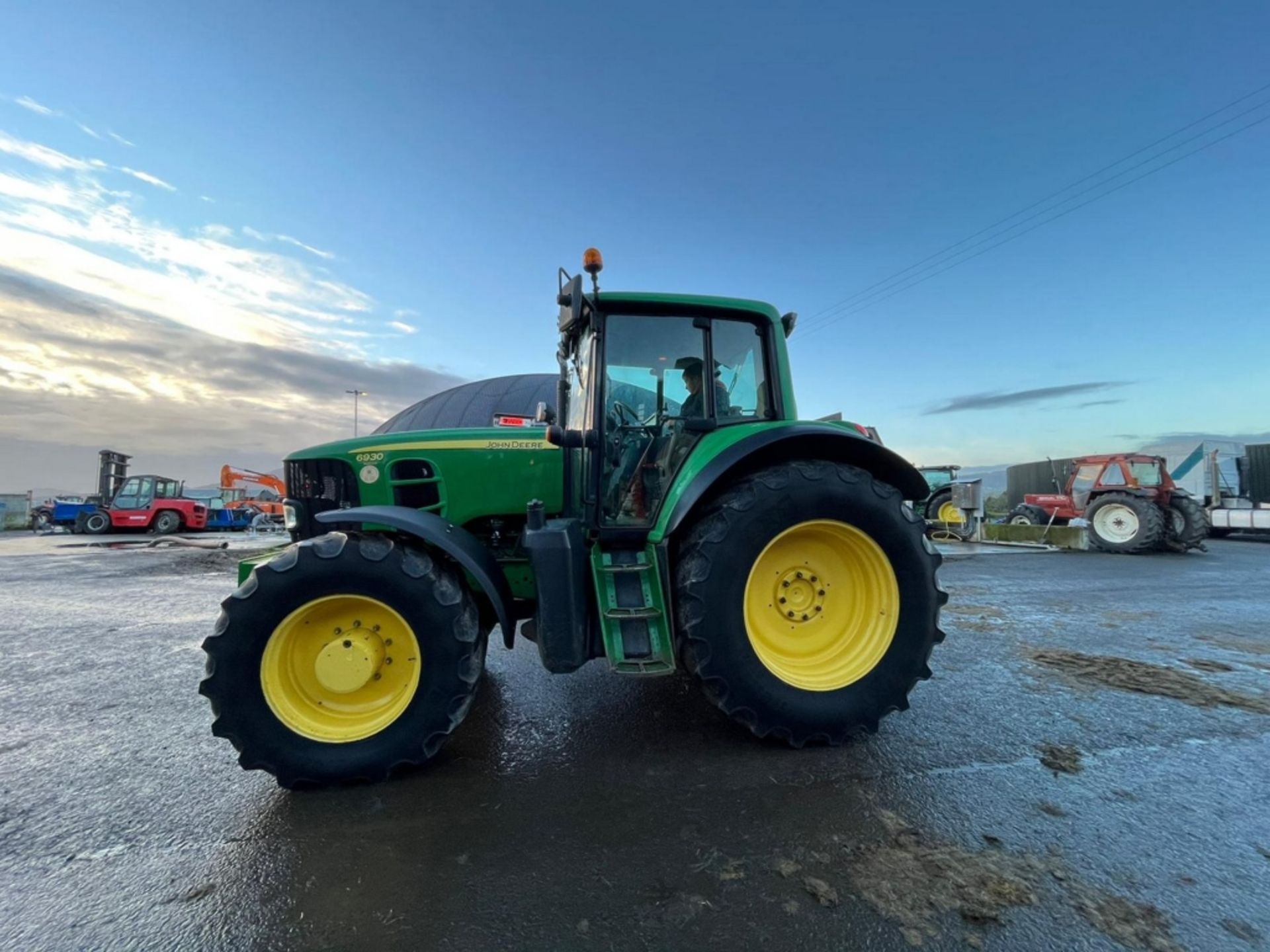 JOHN DEERE 6930 PREMIUM - Image 26 of 41