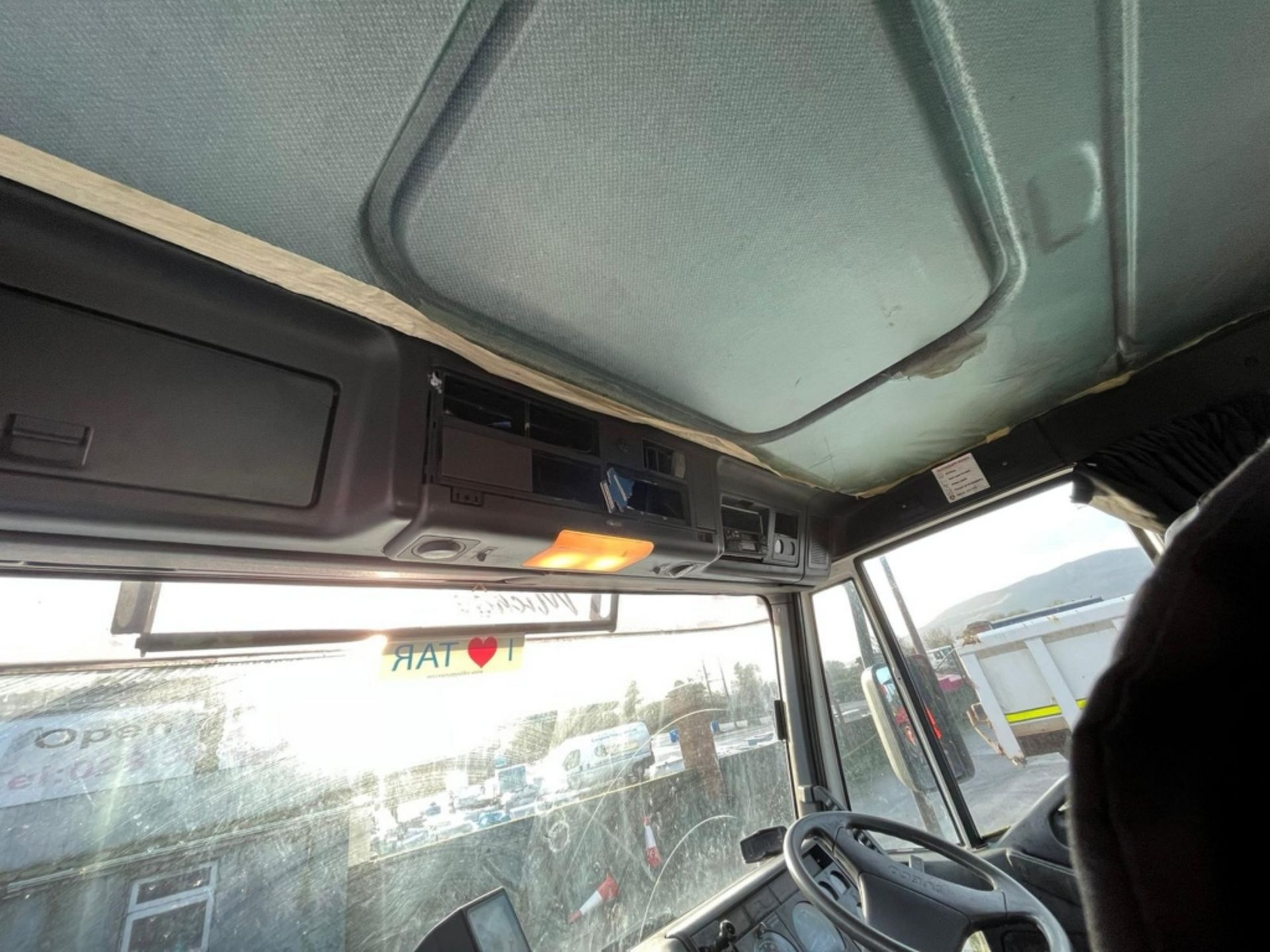 IVECO CURSOR EURO TECH 2002 - Image 18 of 36