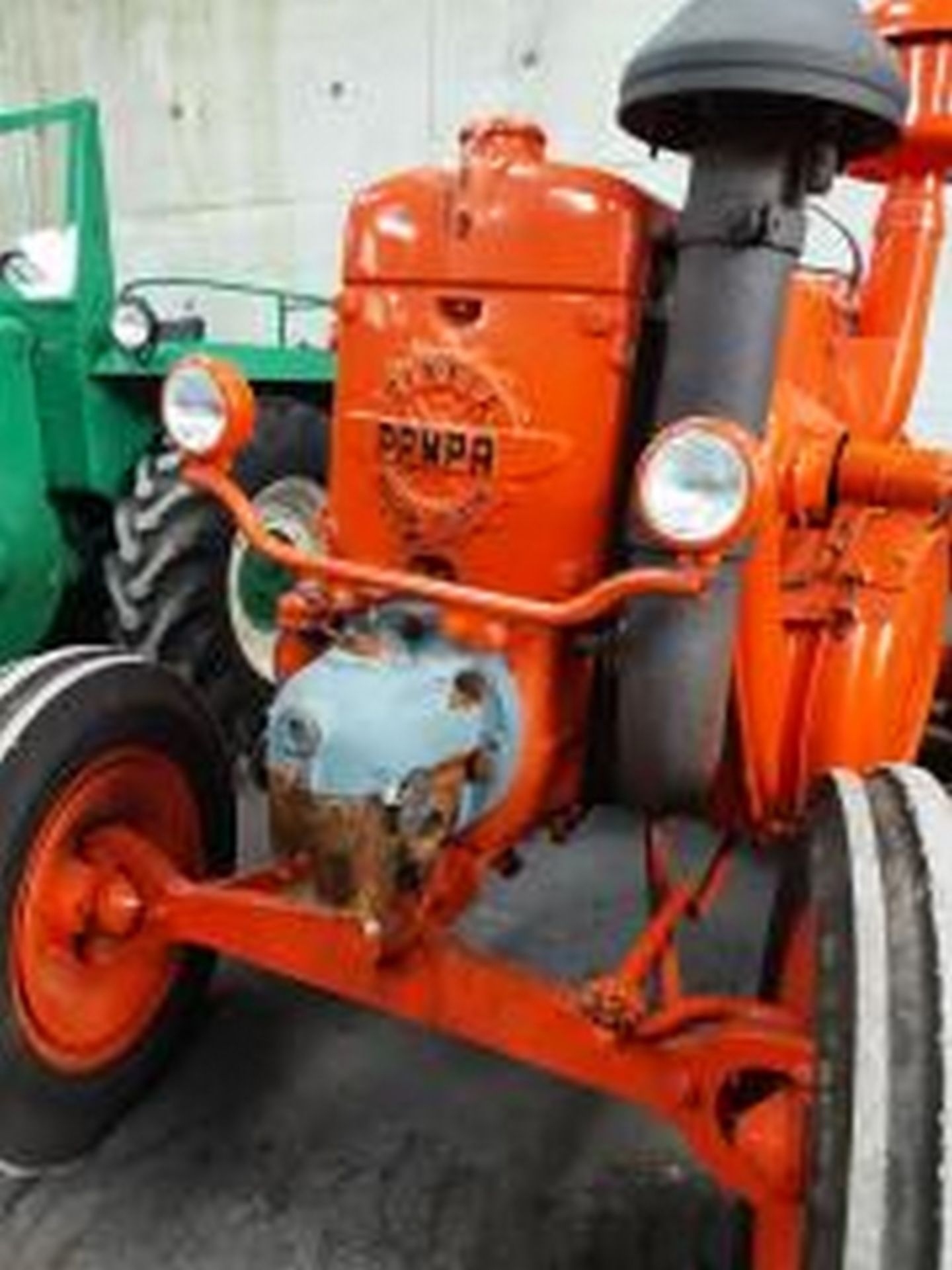 VINTAGE TRACTOR DINFIO PAMPA - Image 17 of 29