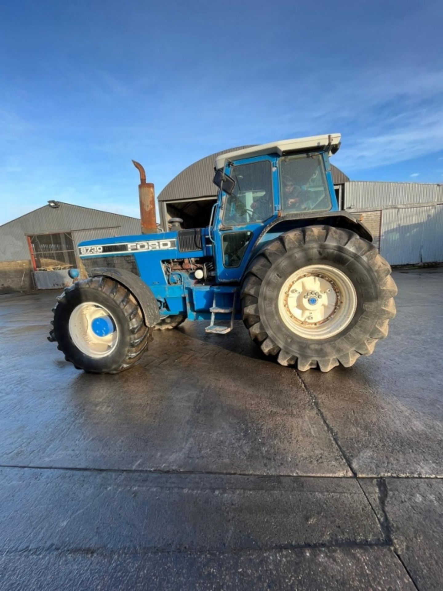 FORD 8730 POWERSHIFT TRACTOR - Image 11 of 36