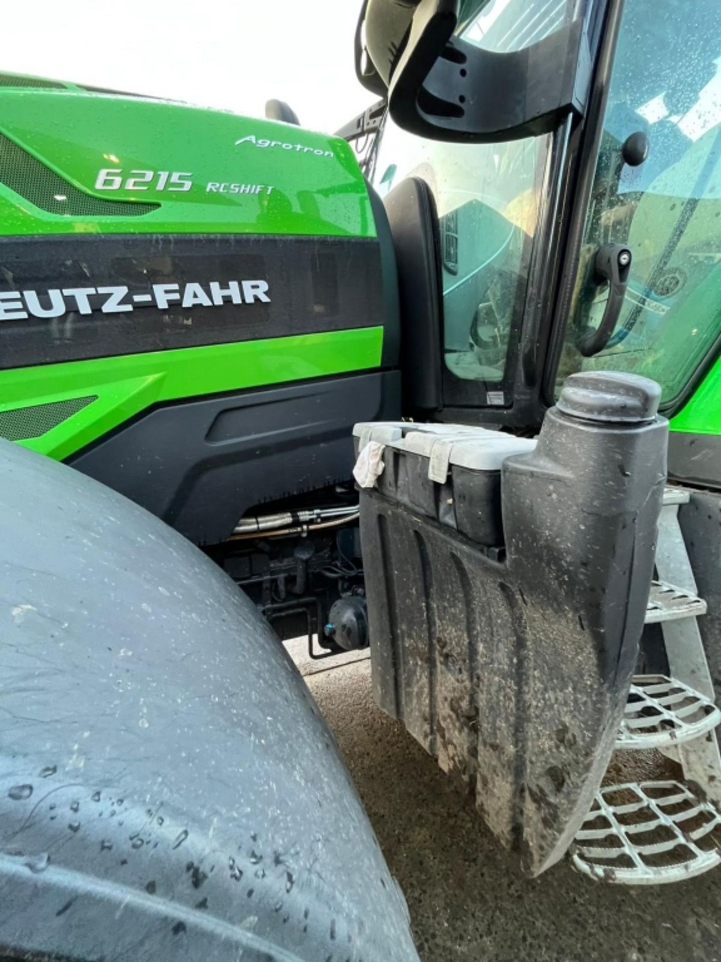 DEUTZ FAHR 6215 RC SHIFT TRACTOR 2020 - Image 41 of 79