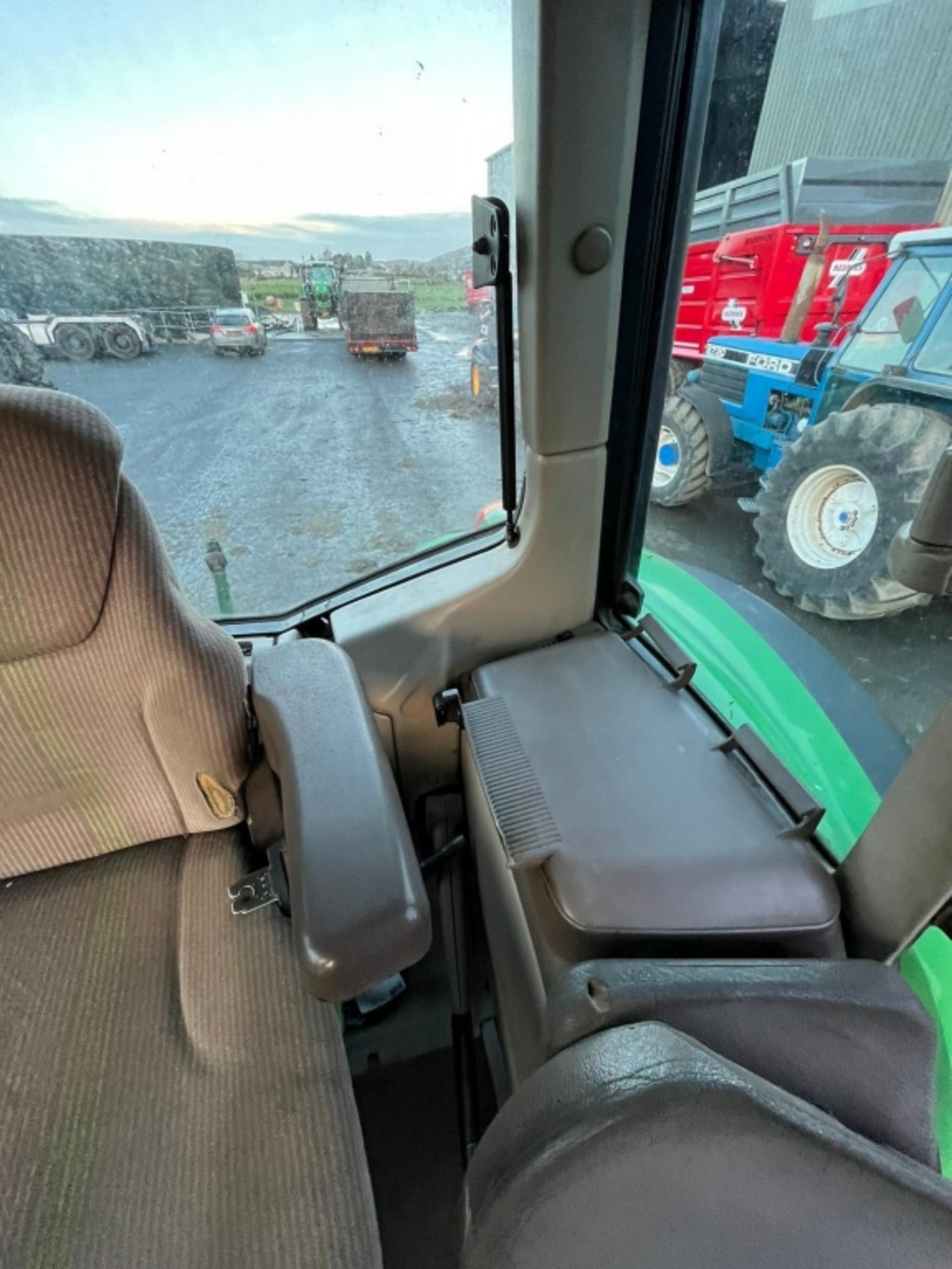 JOHN DEERE 6930 PREMIUM - Bild 15 aus 41