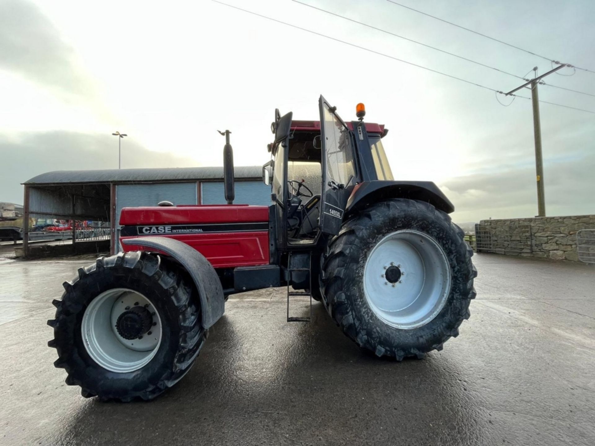 CASE 1455XL TRACTOR 1991 - Image 2 of 58