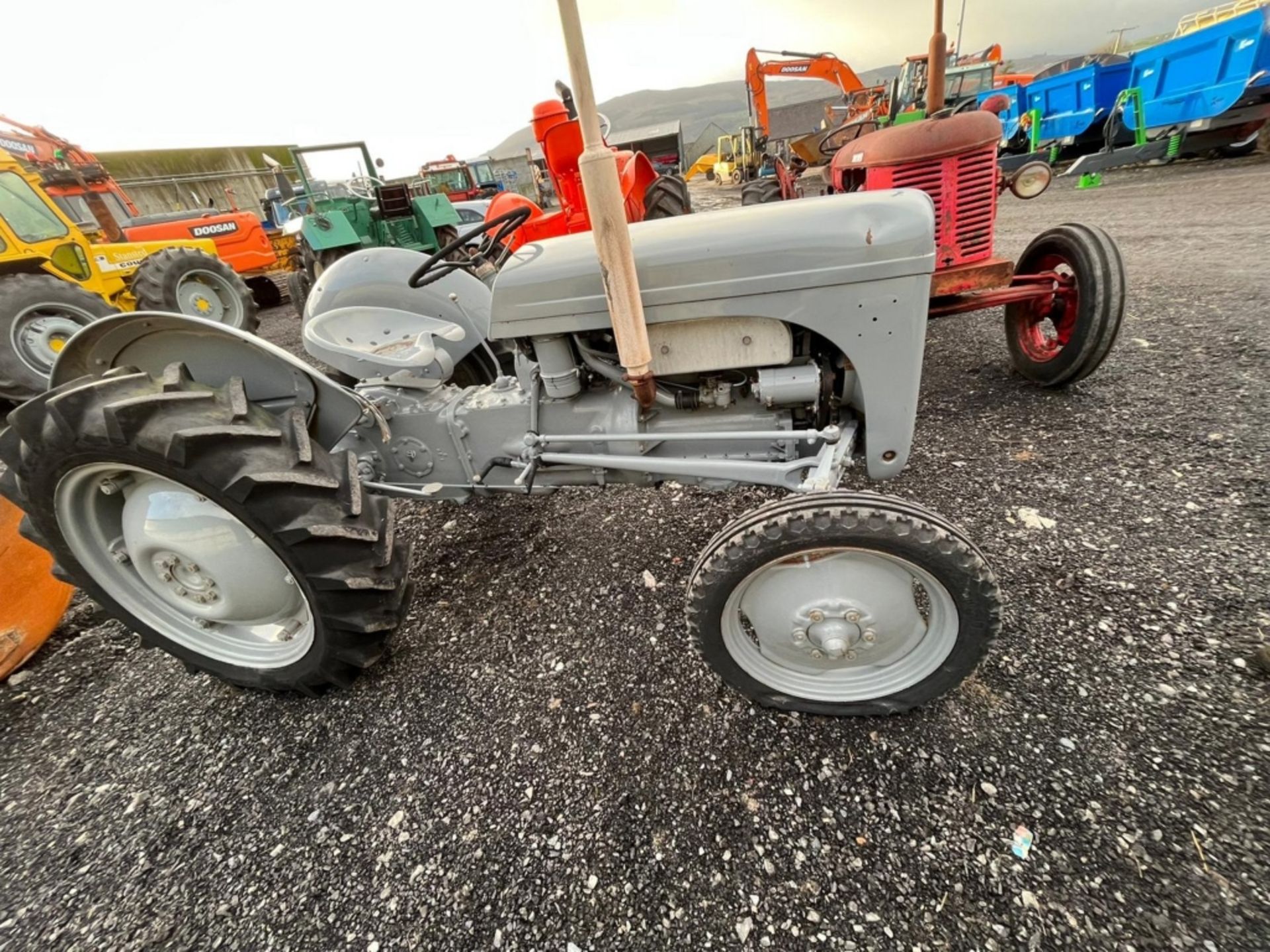 VINTAGE FERGUSON TRACTOR