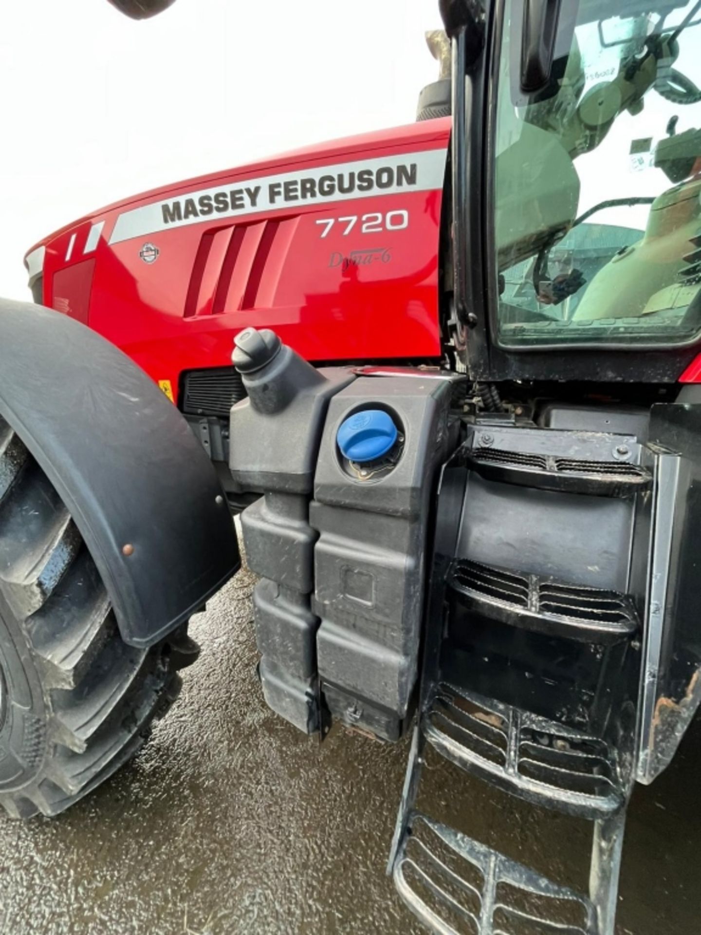 MASSEY FERGUSON 7720 - Image 52 of 63