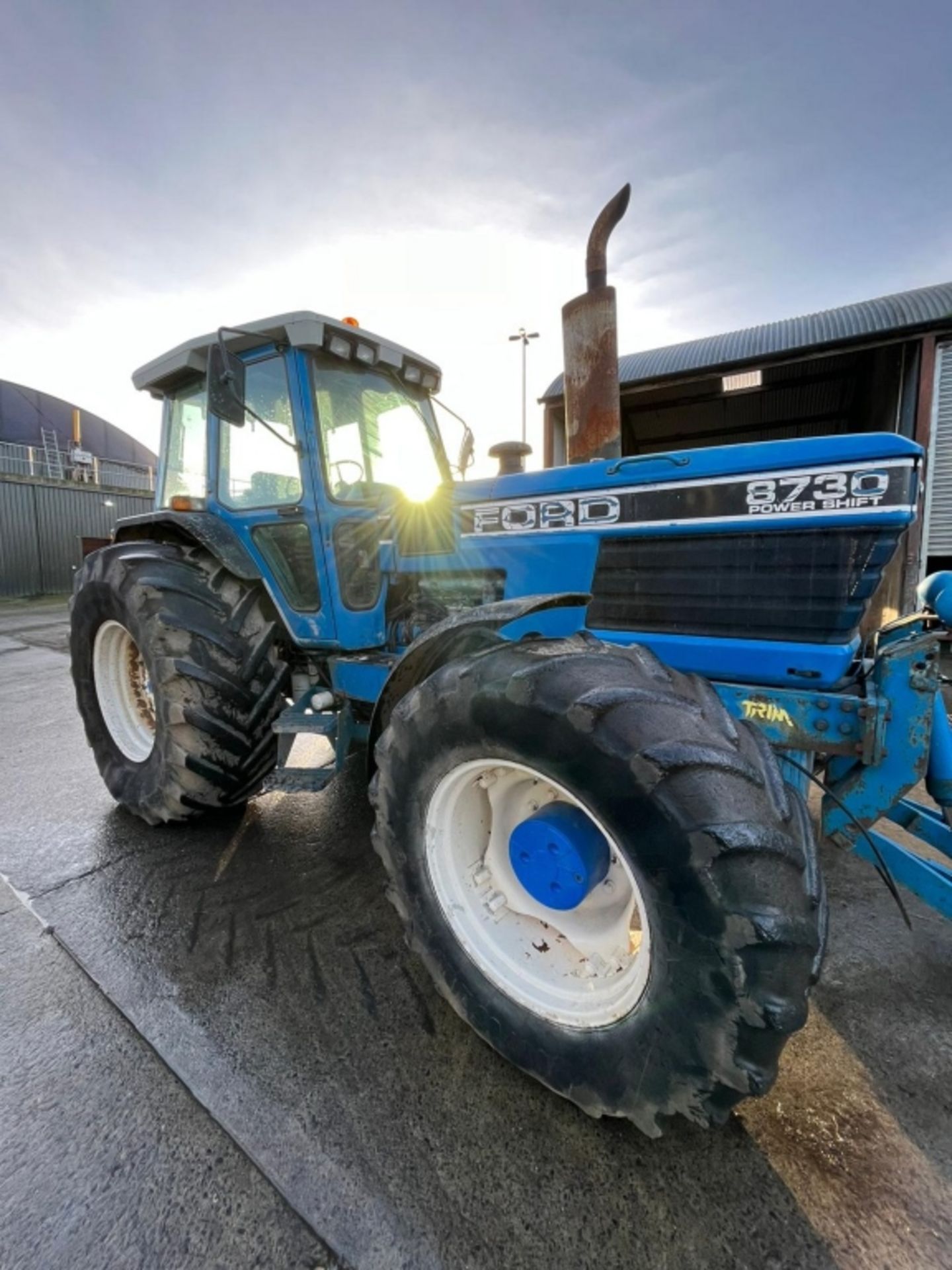 FORD 8730 POWERSHIFT TRACTOR - Image 3 of 36