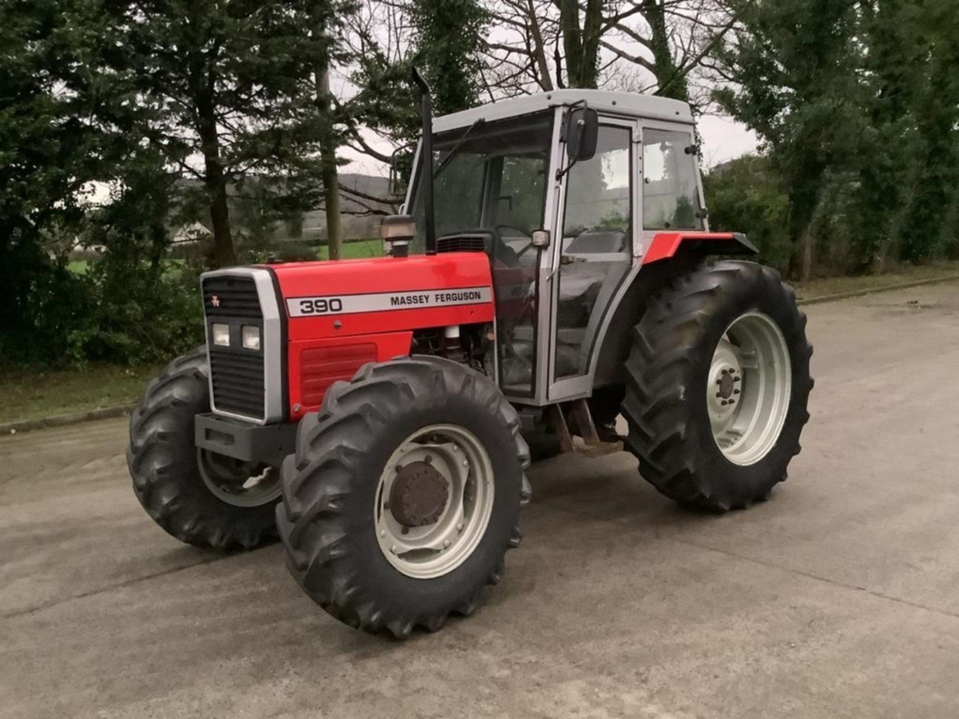 1988 MASSEY FERGUSON 390 4WD TRACTOR - Image 2 of 9