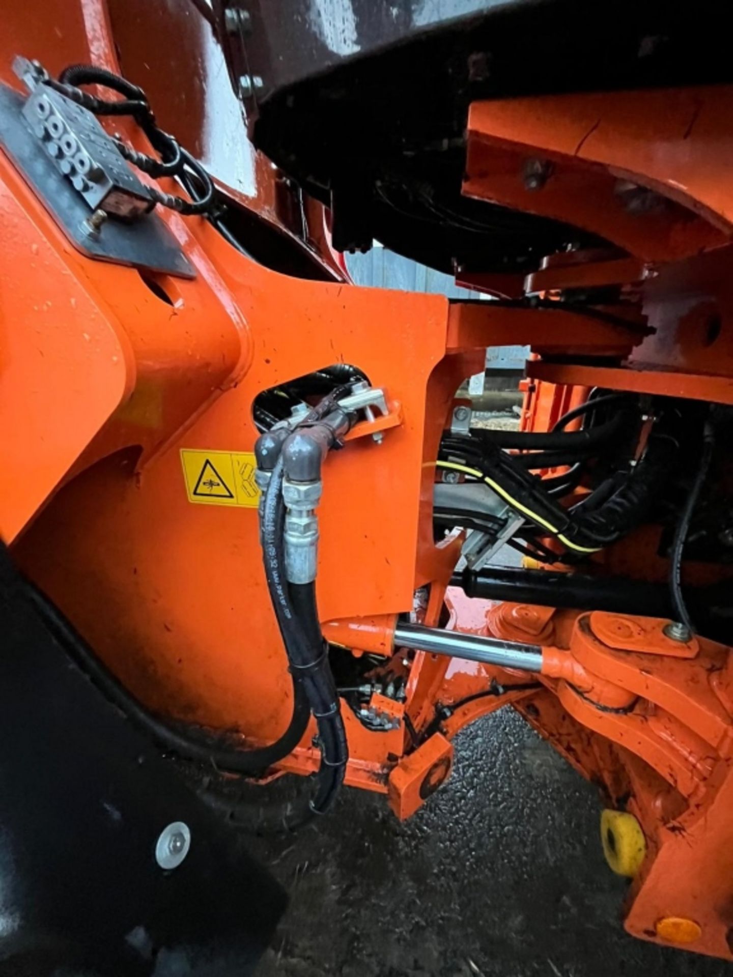 HITACHI LOADING SHOVEL 2W180 2019 - Image 3 of 28