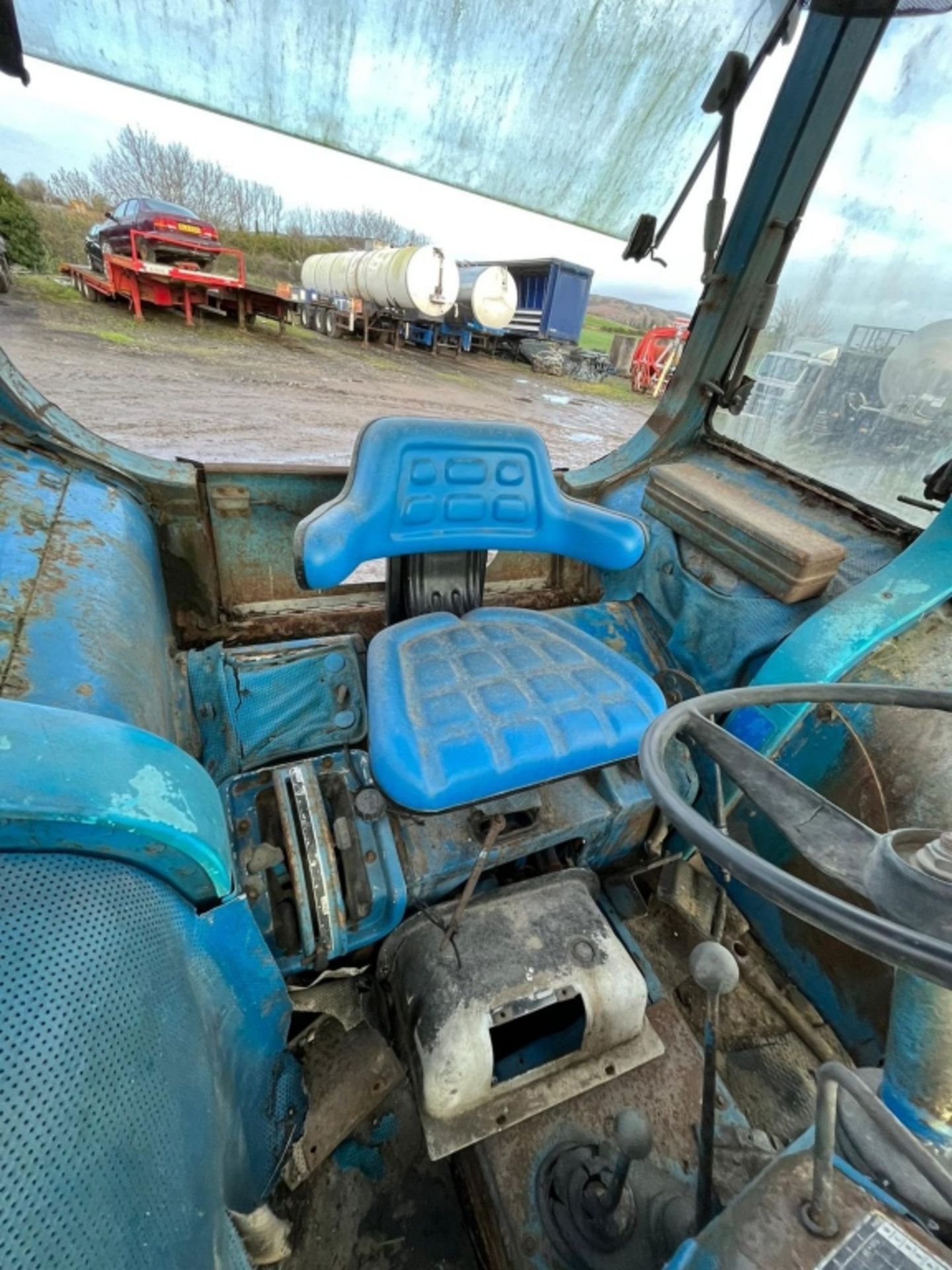 FORD 6600 TRACTOR 1976 - Image 2 of 20