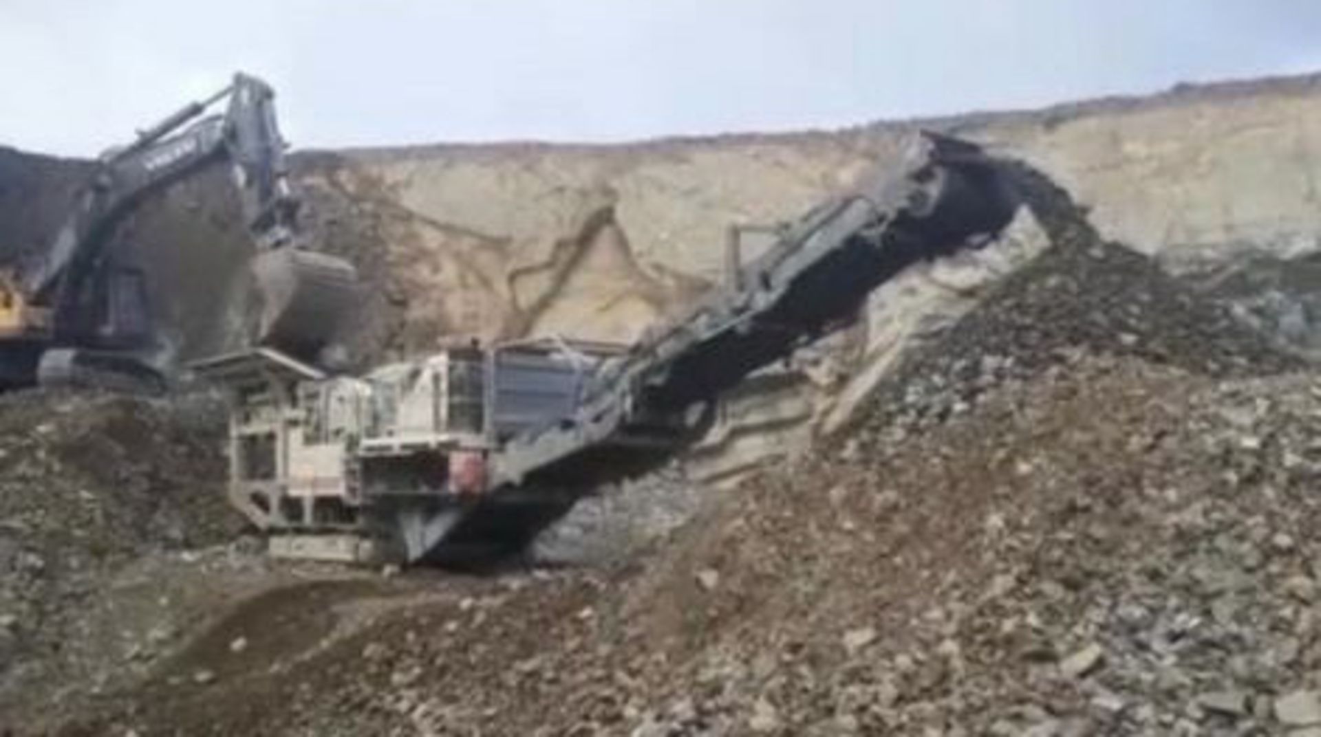 METSO STONE CRUSHER - Image 3 of 4