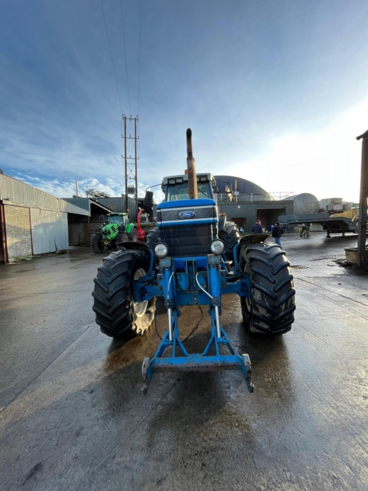 FORD 8730 POWERSHIFT TRACTOR - Image 4 of 36