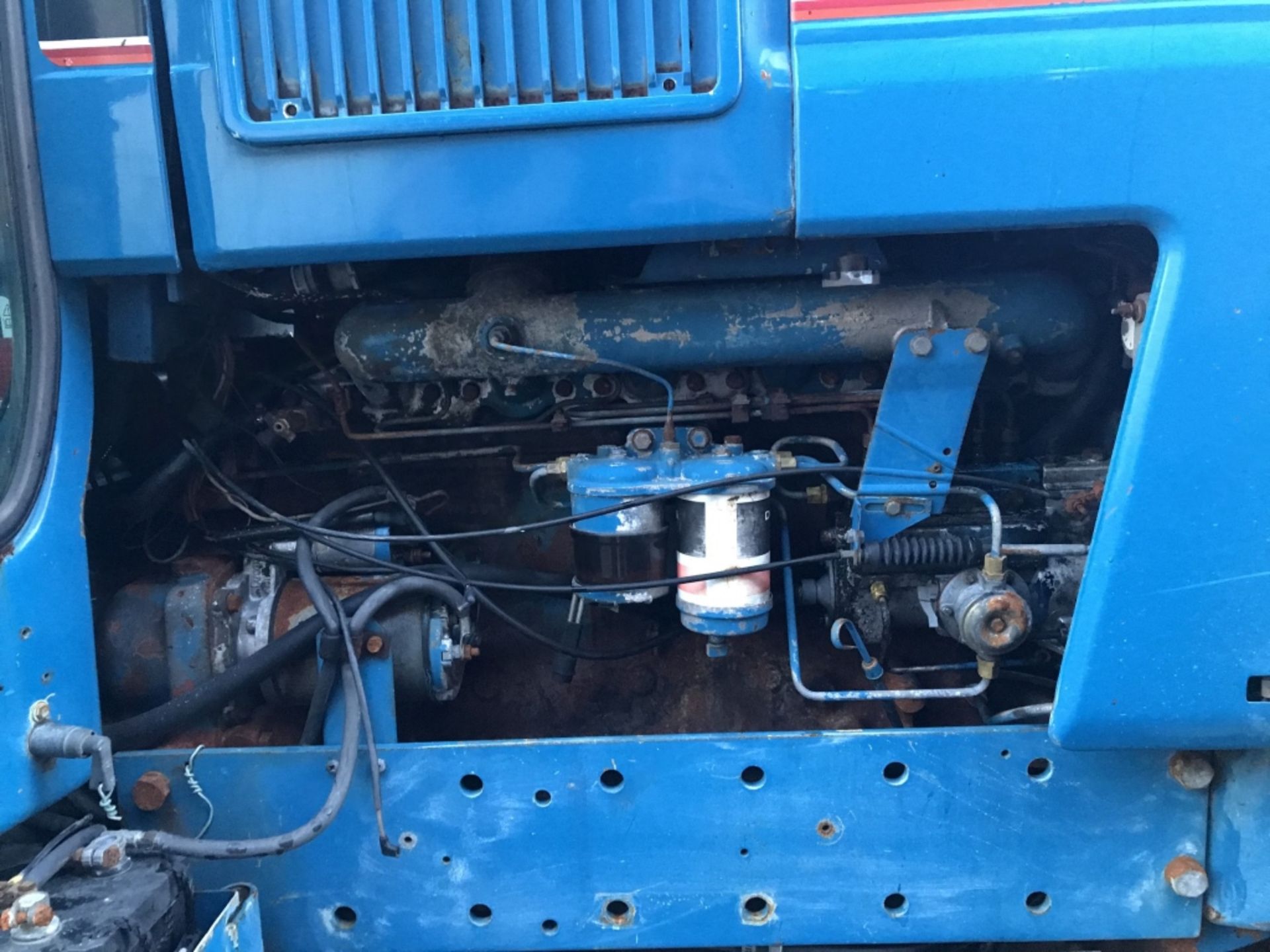 FORD TW25 TRACTOR - Image 7 of 14