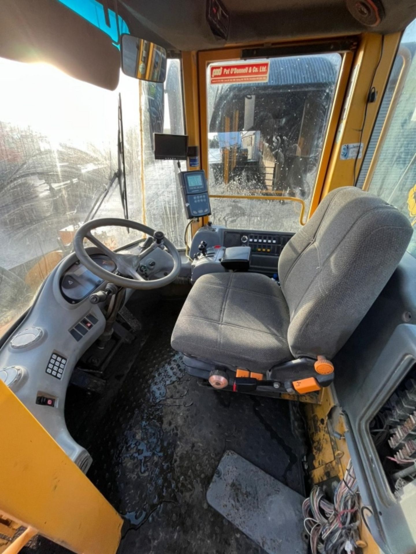 VOLVO L18OE 2007 LOADING SHOVEL - Image 27 of 56