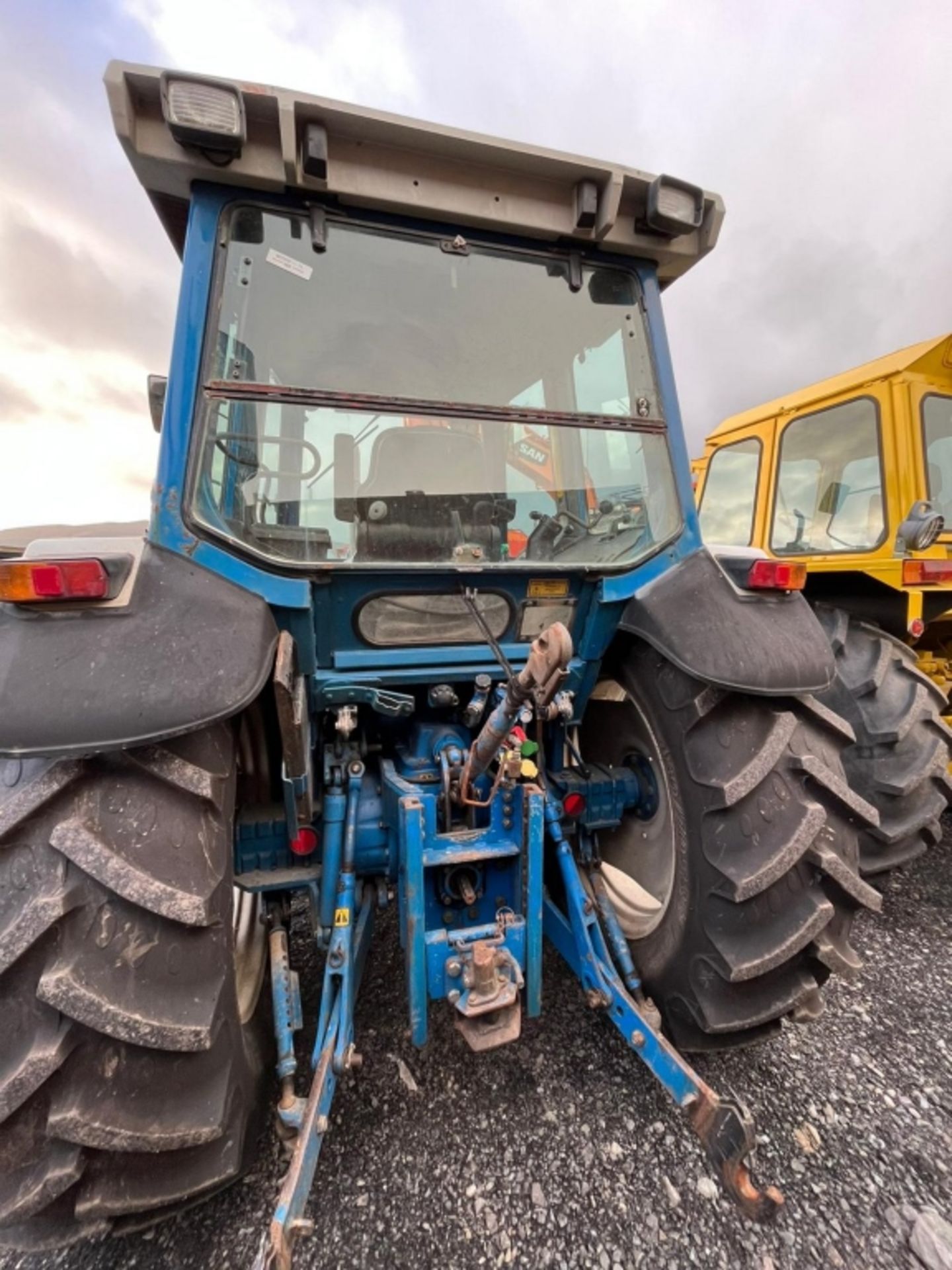 VINTAGE TRACTOR FORD 7810 - Image 3 of 18