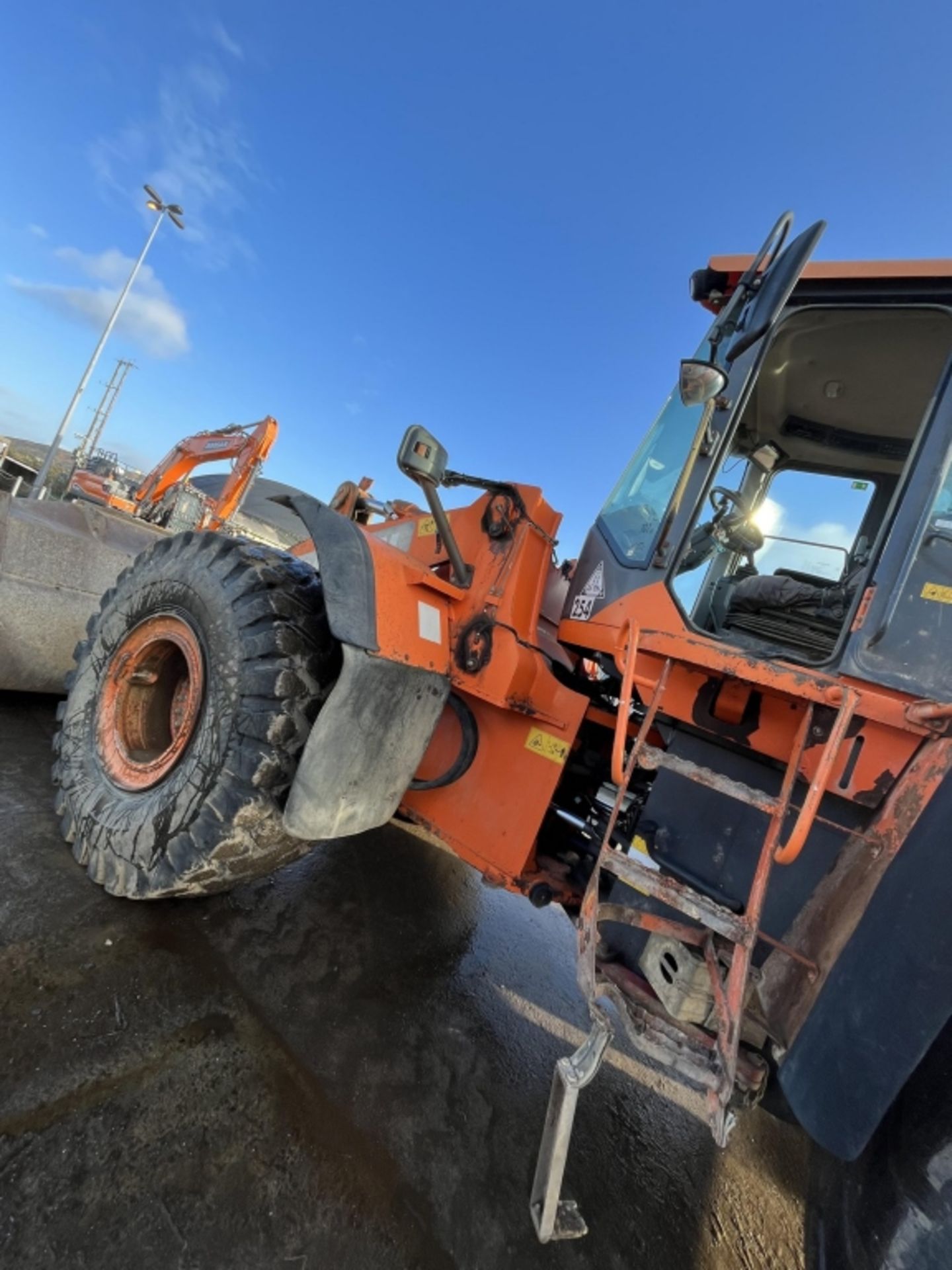 DOOSAN LOADING SHOVEL 2013 - Image 16 of 22