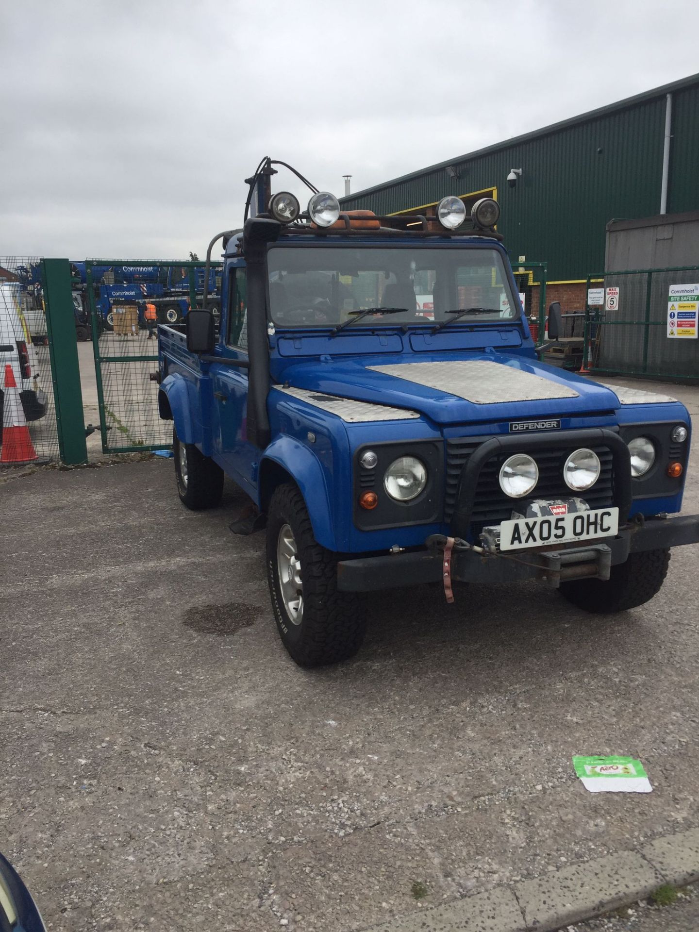 land rover with winch/crane