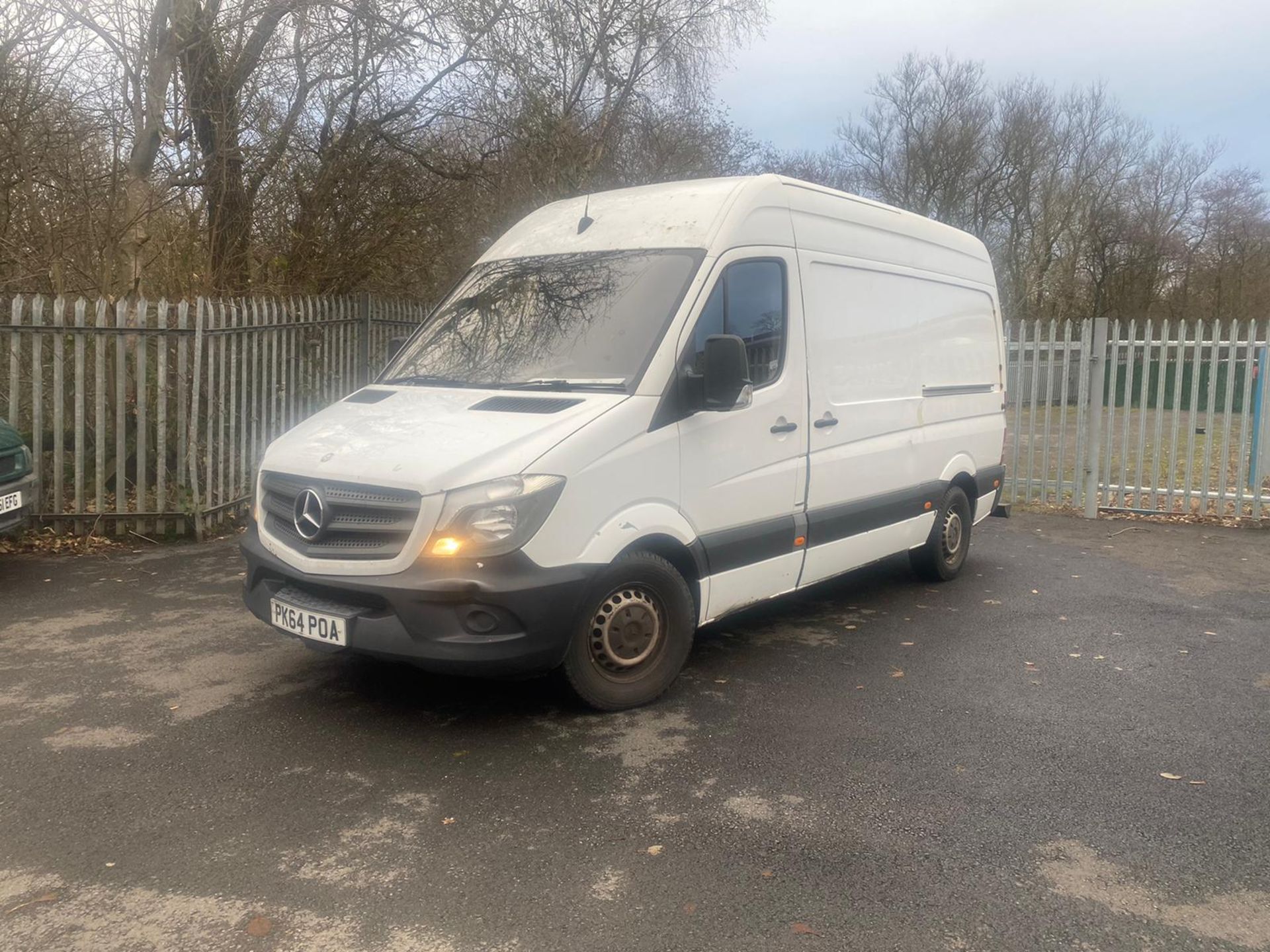 2014 Mercedes sprinter fridge van - Image 9 of 13