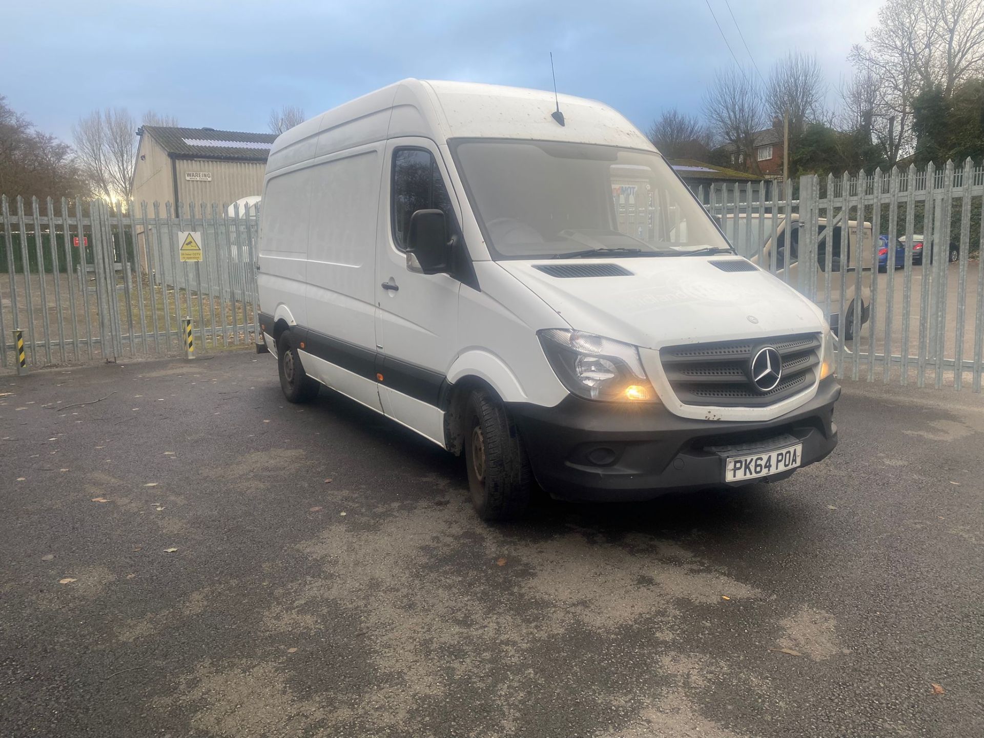 2014 Mercedes sprinter fridge van - Image 12 of 13