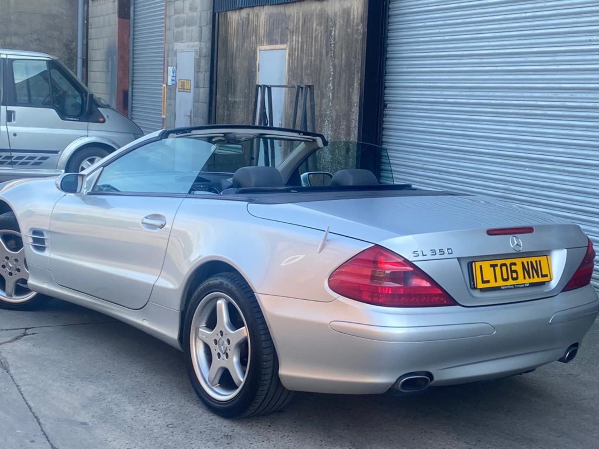 MERCEDES CONVERTIBLE 350 SL 2006 - Image 15 of 16