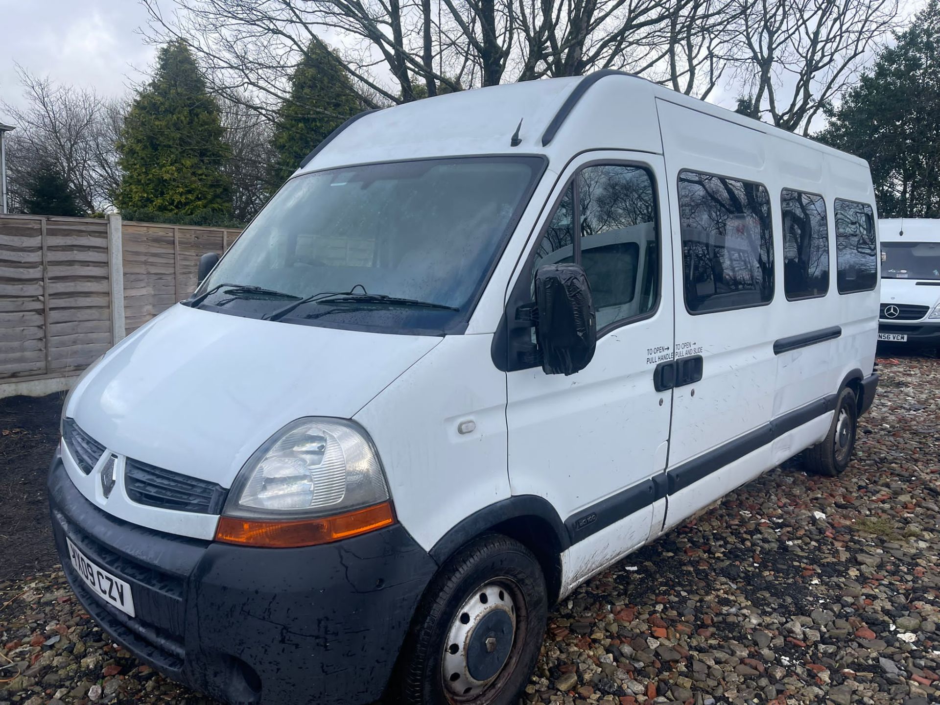 2009 Renault master lwb camper minibus