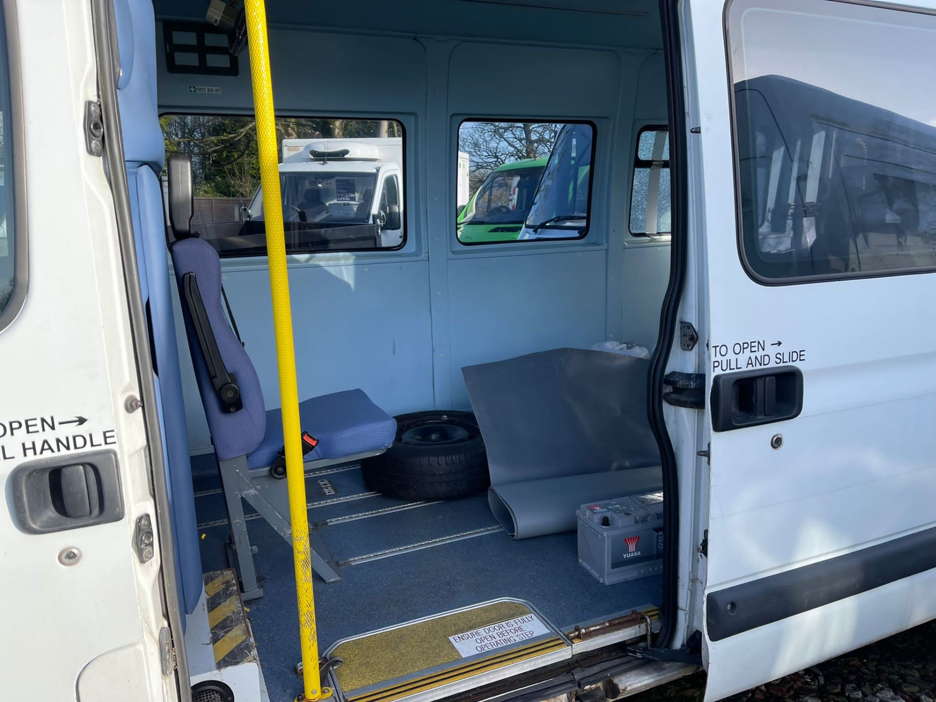 2009 Renault master lwb camper minibus - Image 14 of 16