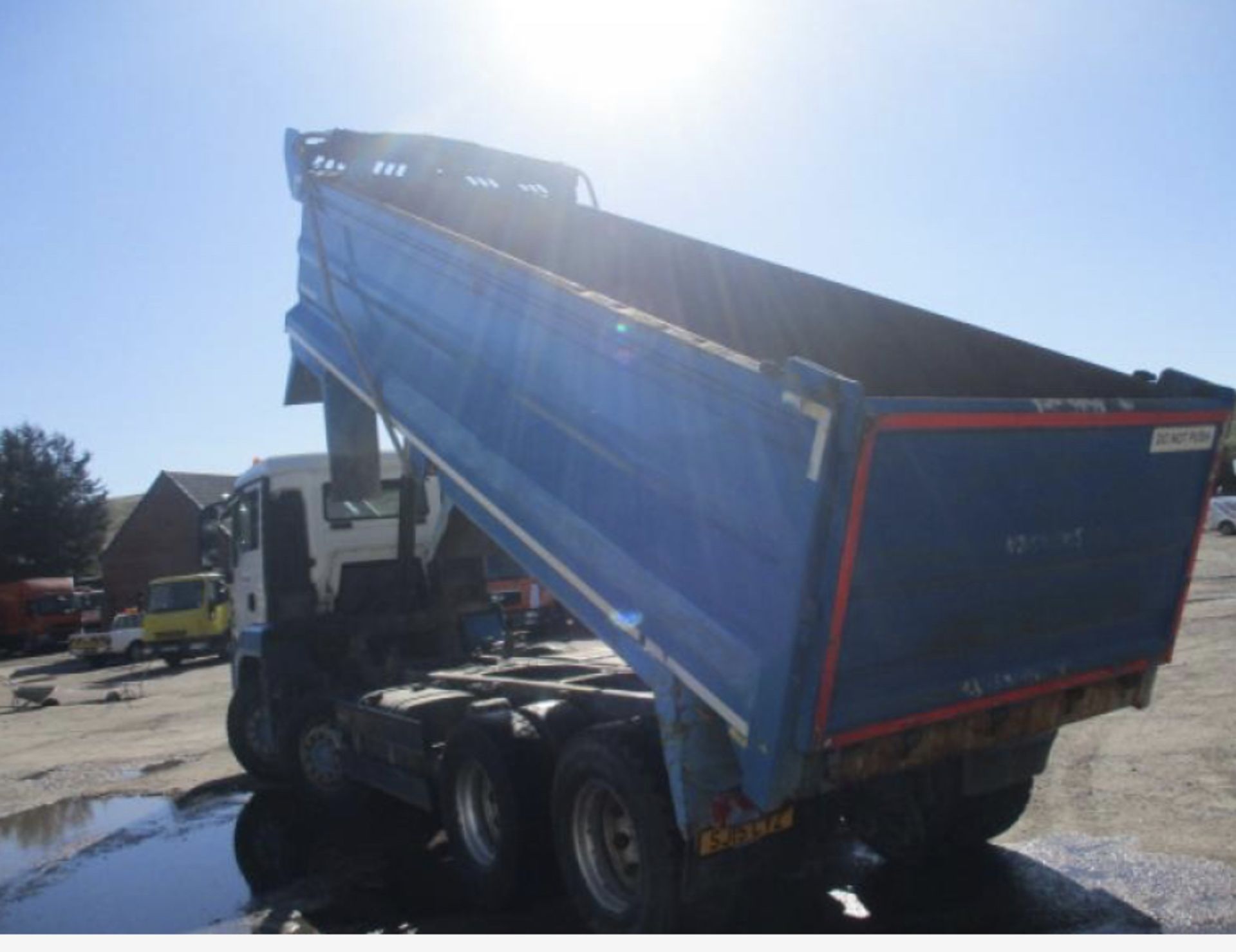 MAN TGS 32.400 tipper - Image 6 of 29