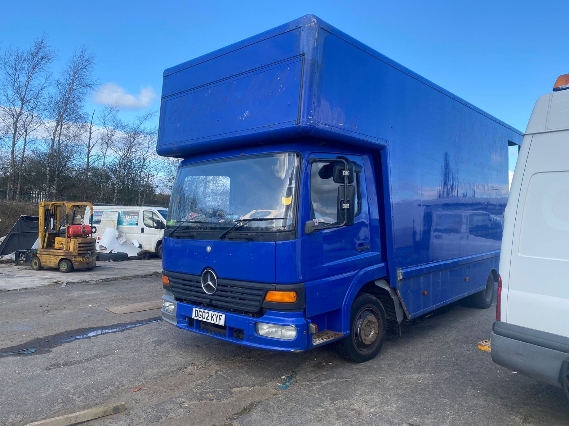 2002 MERCEDES 8/15 BOX TRUCK