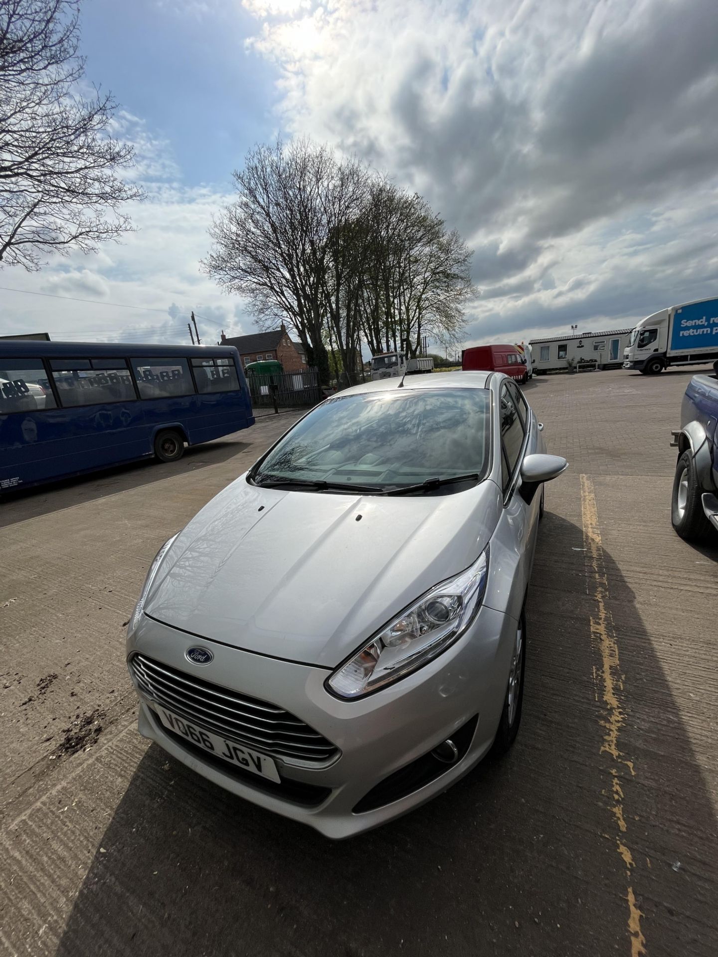 2016 FORD FIESTA ZETEC 1.4 DESEL - Image 2 of 28