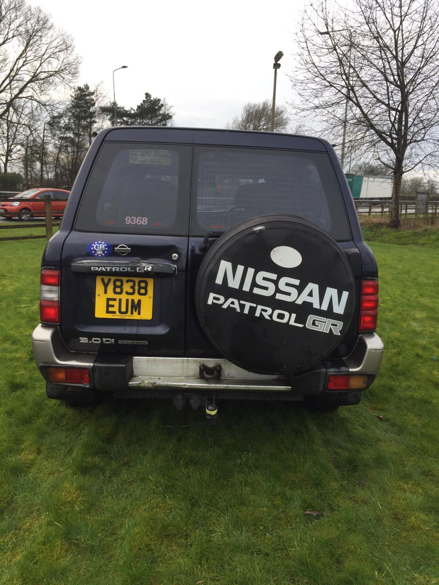 2001 y reg nissan patrol - Image 8 of 12