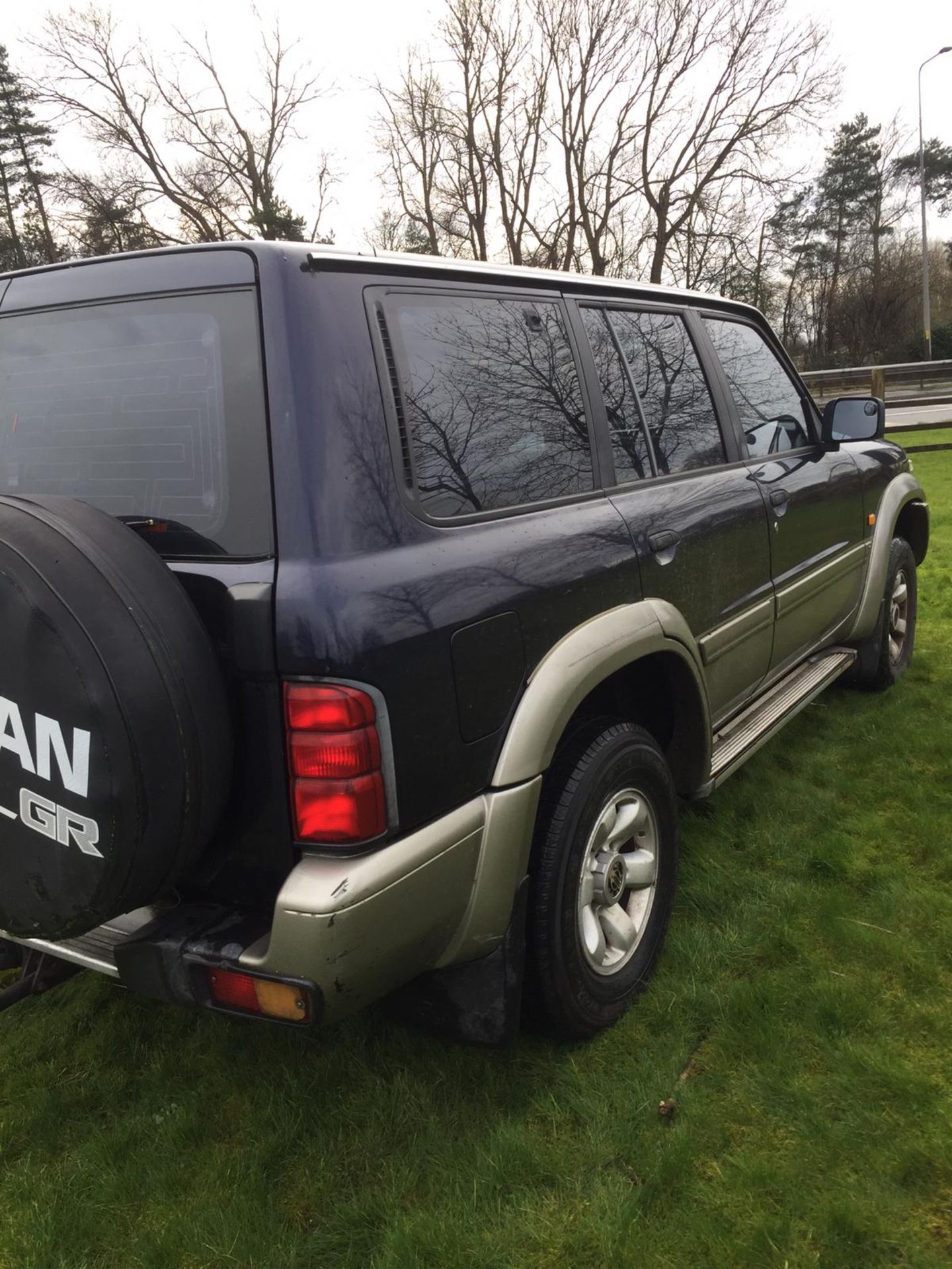 2001 y reg nissan patrol - Image 11 of 12