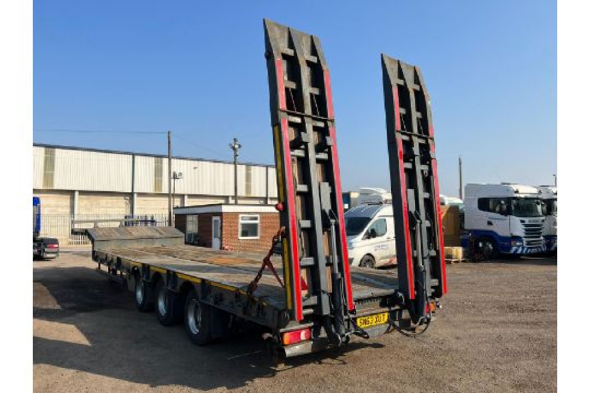 2015 TRIAXEL LOW LOADER - Image 2 of 16