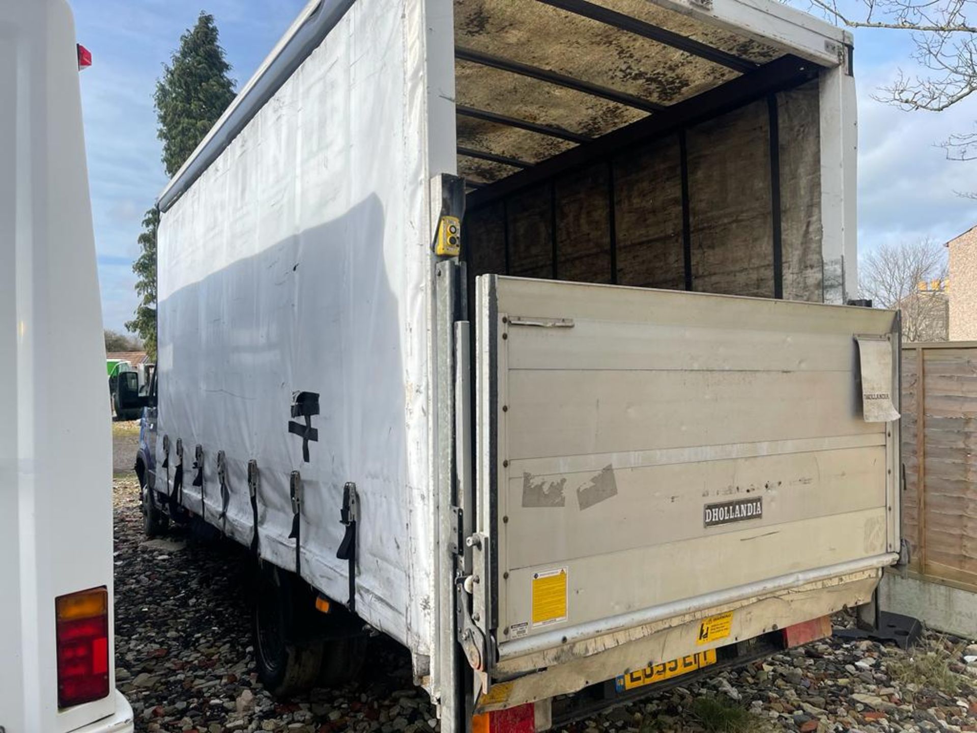 2005 Iveco daily curtainsider - Image 3 of 11