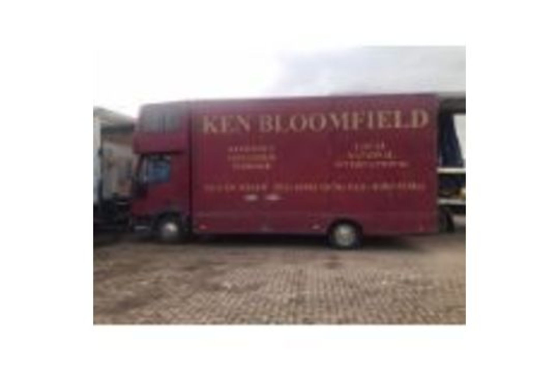 2004 IVECO REMOVEL TRUCK