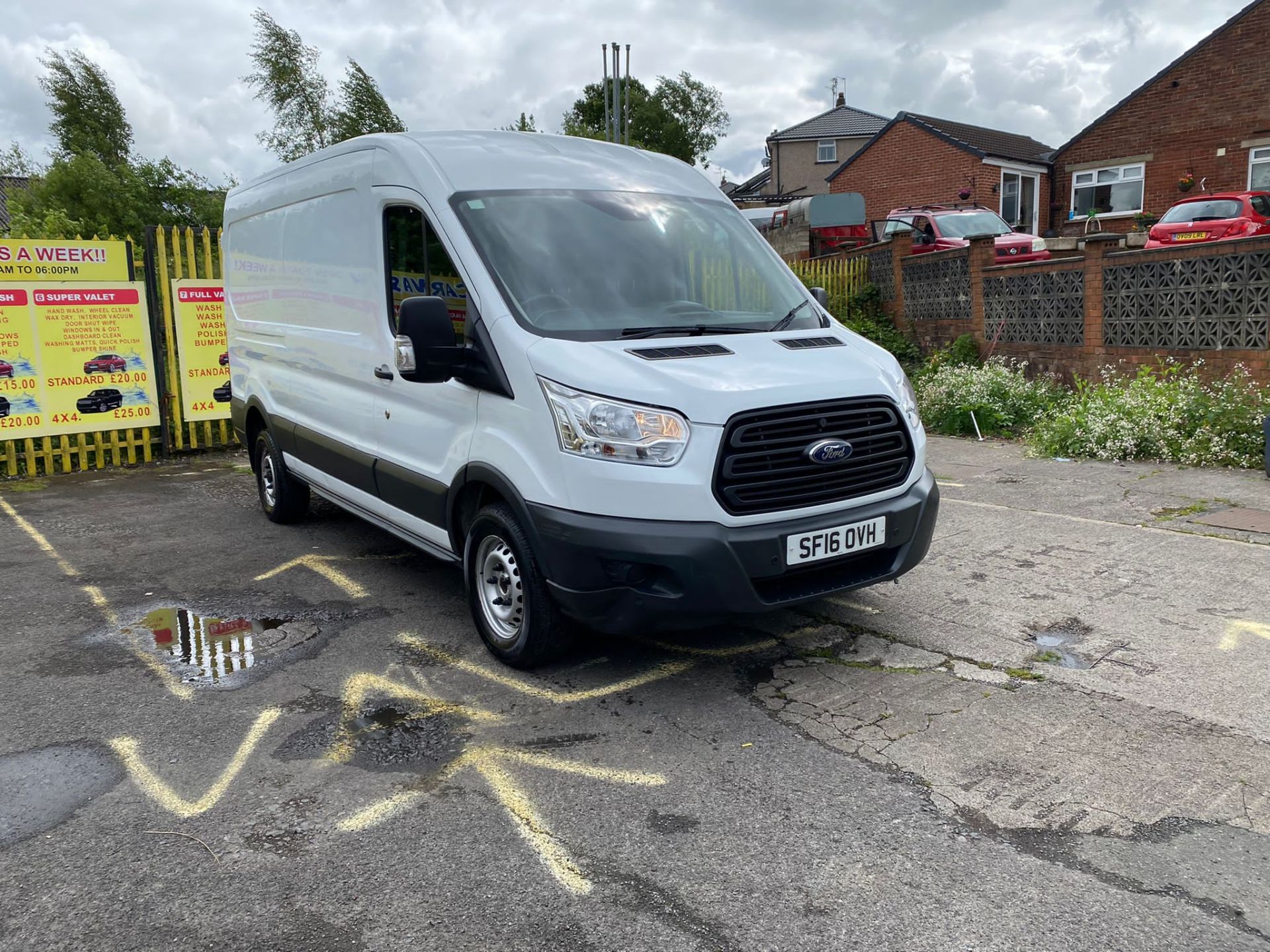 2016 Ford transit long van - Image 4 of 9