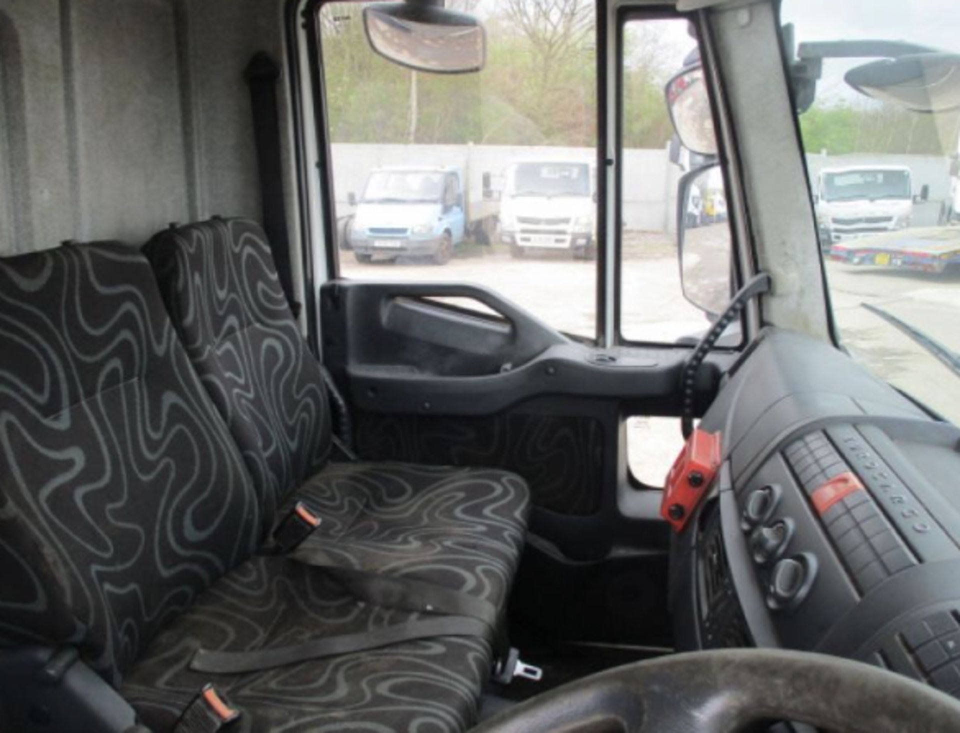 IVECO EUROCARGO 75E16 - Image 6 of 11