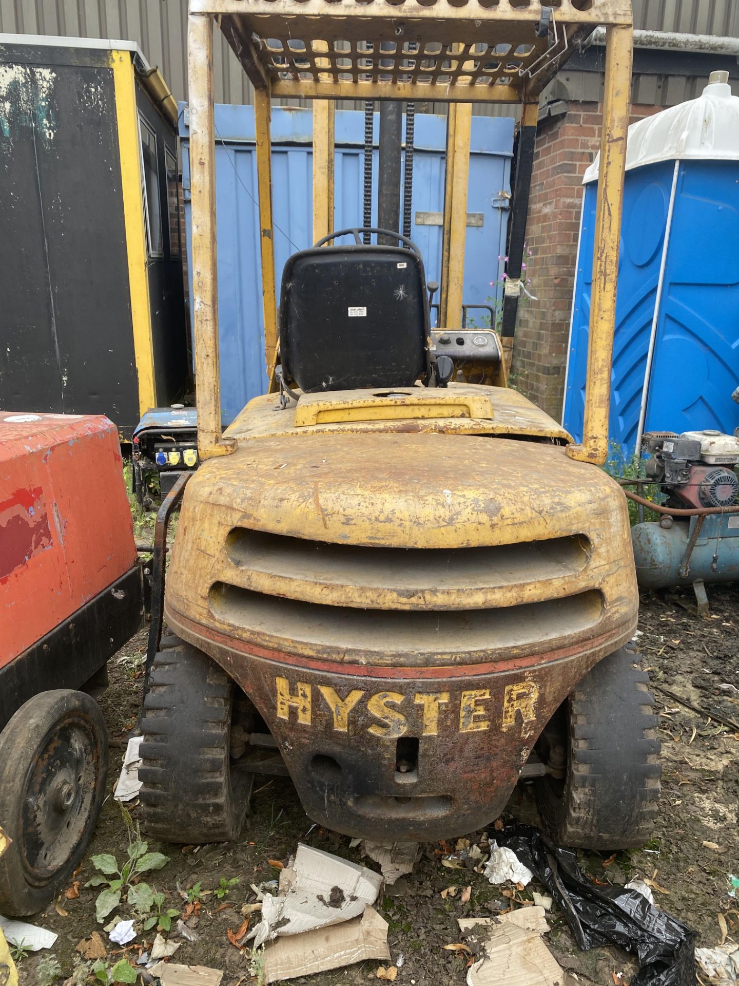 2.5 TON DIESEL HYSTER FORKLIFT - Image 2 of 6