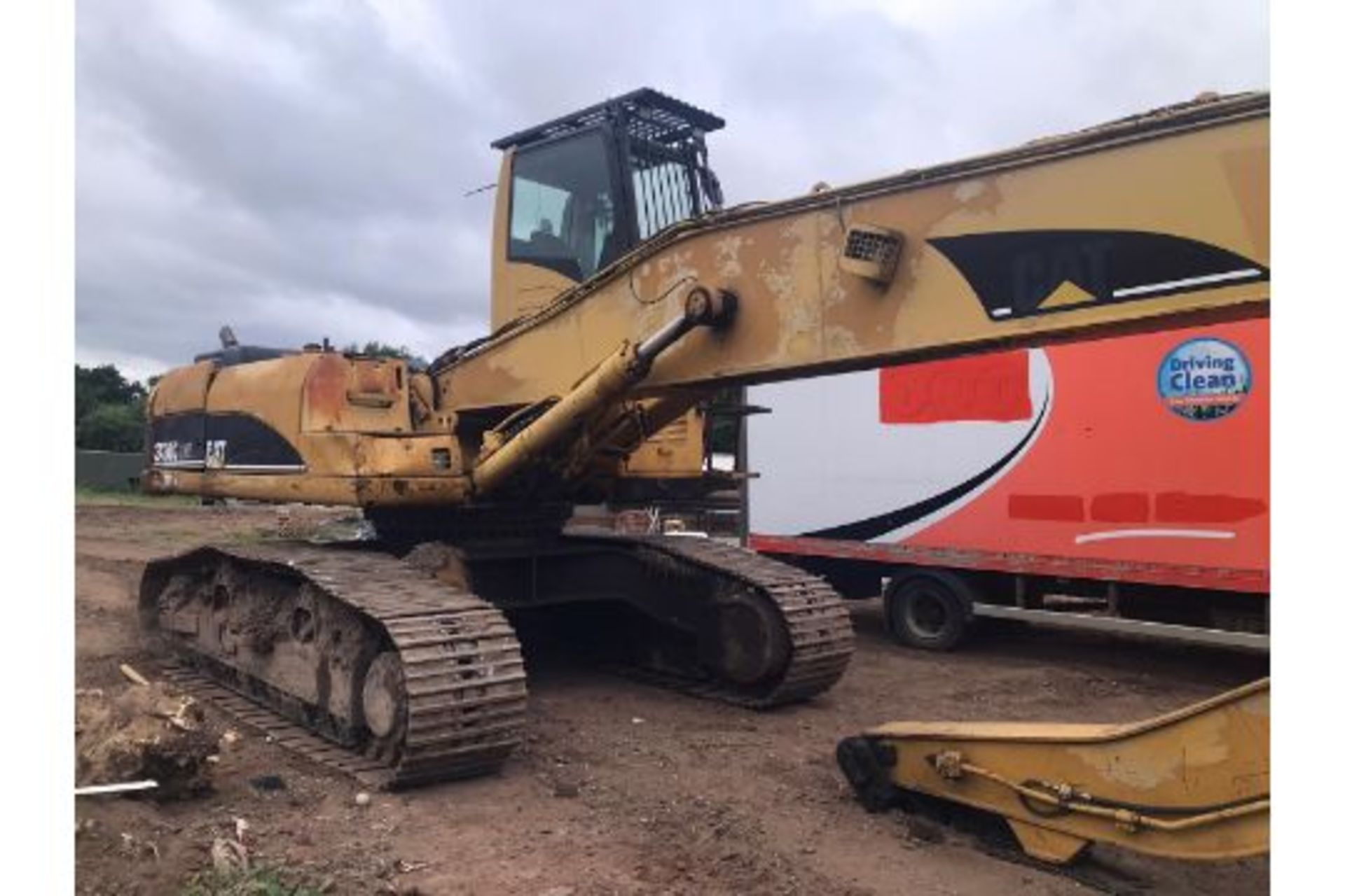 CAT 330C TRACKED SCRAP HANDLER - Image 4 of 15