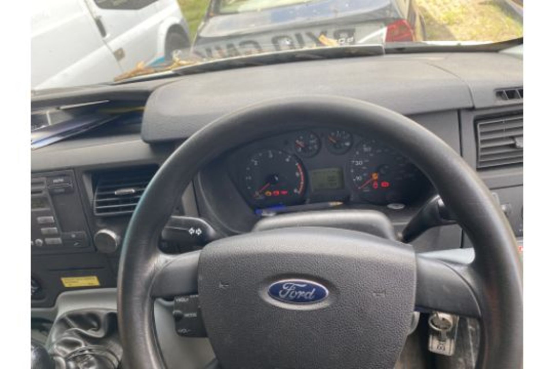 2010 FORD TRANSIT LWB HIGH ROOF VAN - Image 14 of 15