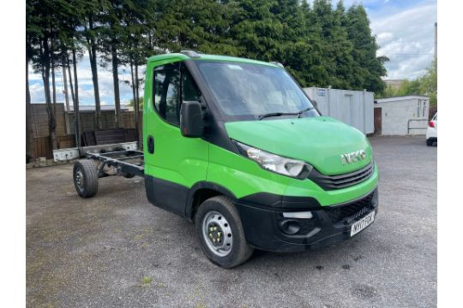 2017 IVECO DAILY - Image 2 of 17