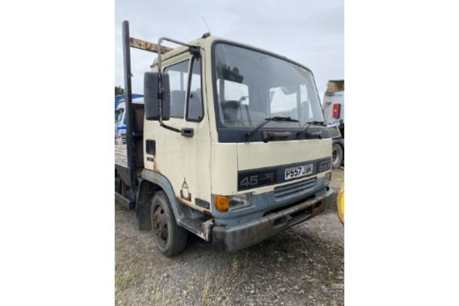 1996 DAF 45 130 ATI BEAVER TAIL TRUCK