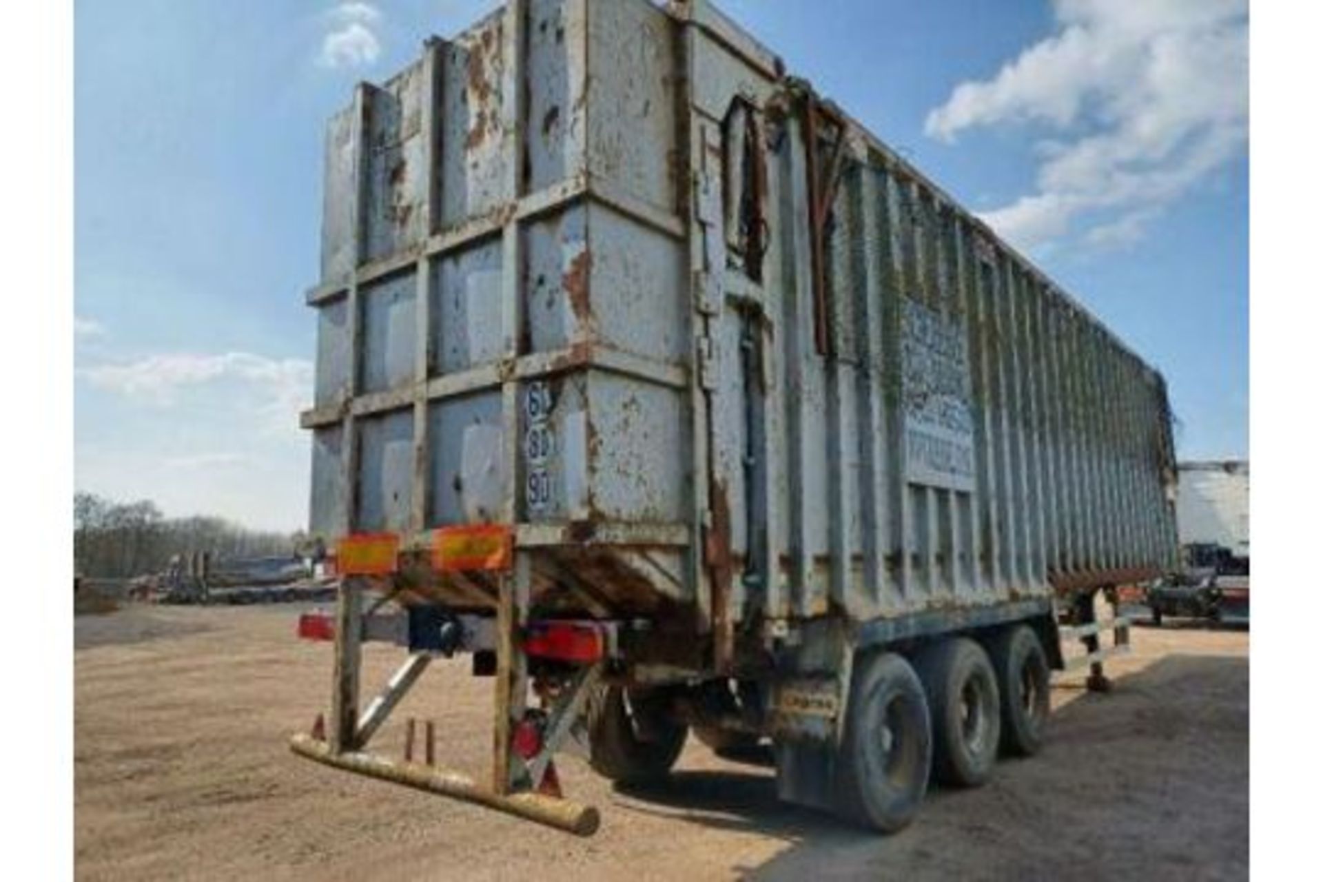 2004 LEGRAS EJECTOR TRIAXLE TRAILER - Image 10 of 10