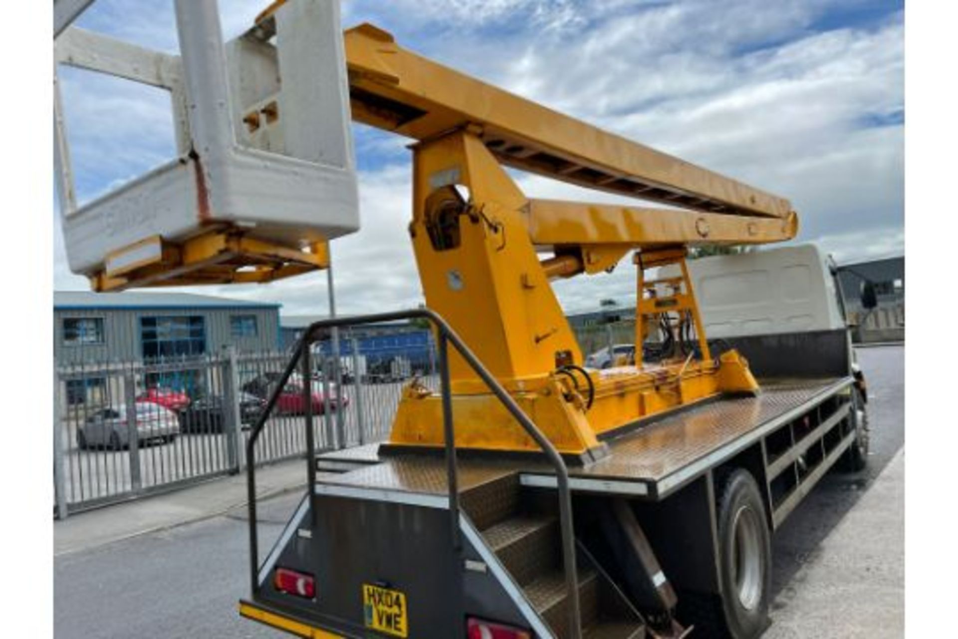 2004 DAF LF55 CHERRY PICKER - Image 5 of 29