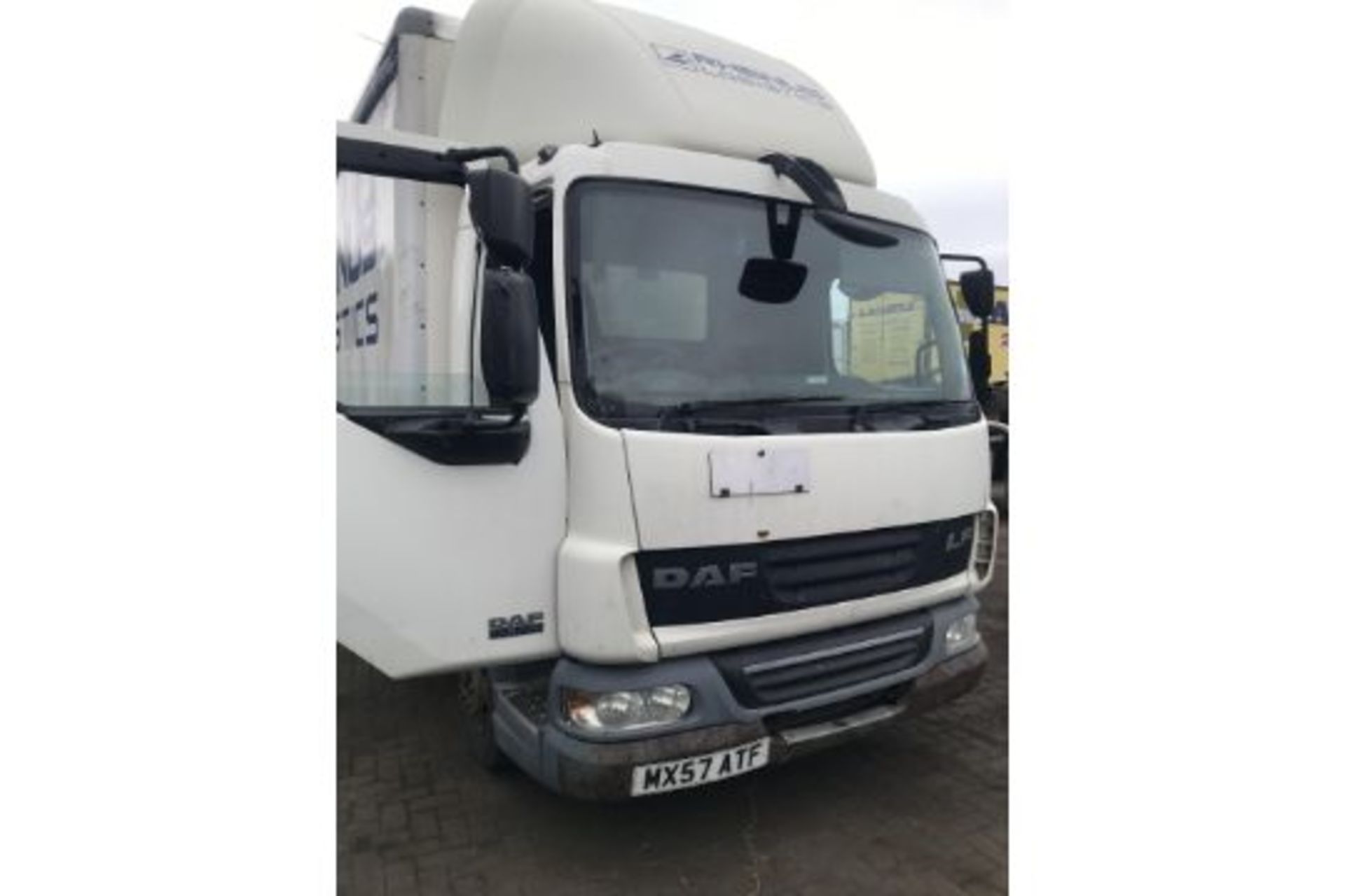 2007 DAF LF45 CURTAINSIDER - Image 9 of 13