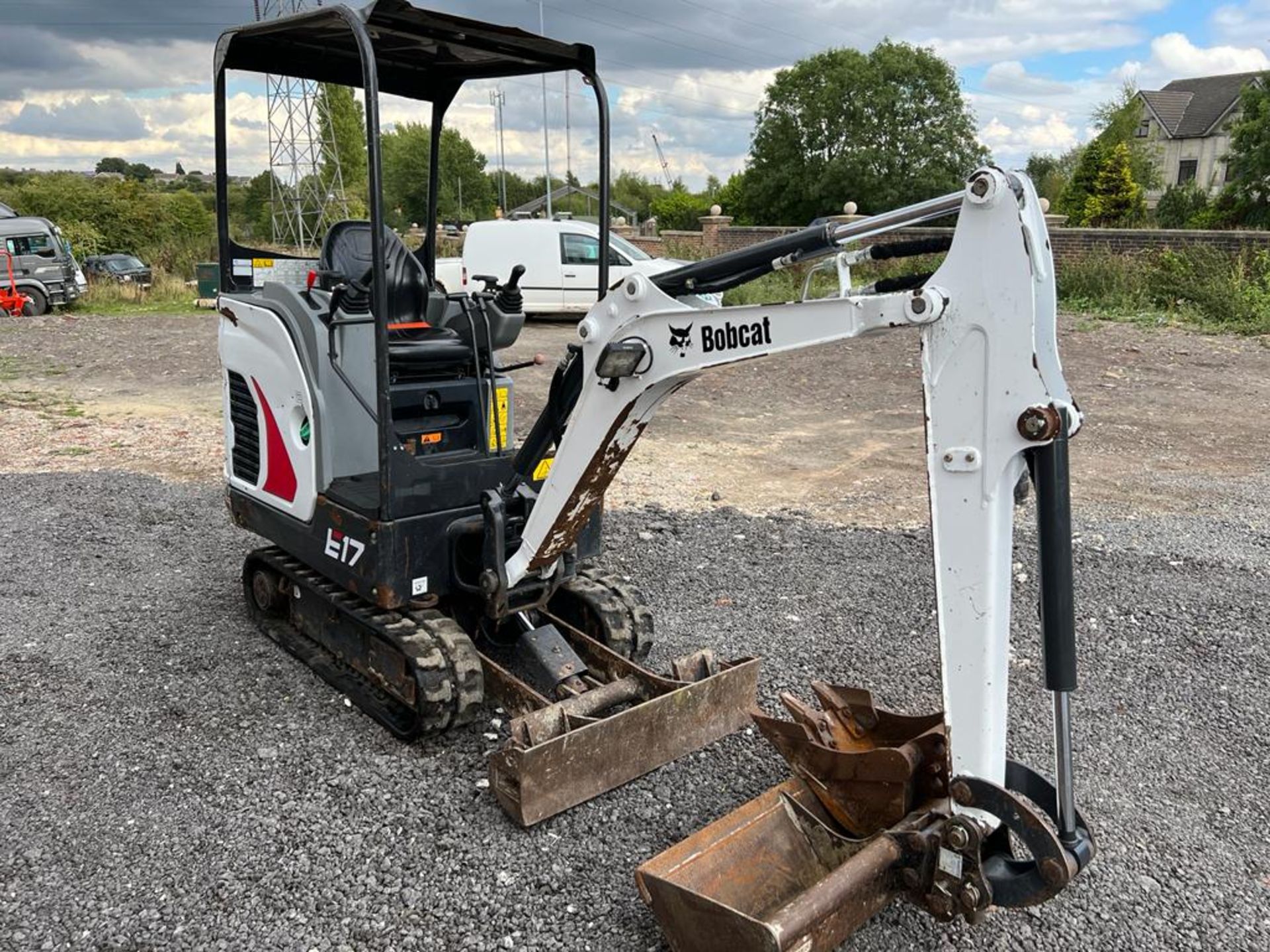 2019 BOBCAT E17 MINI DIGGER - Image 8 of 13