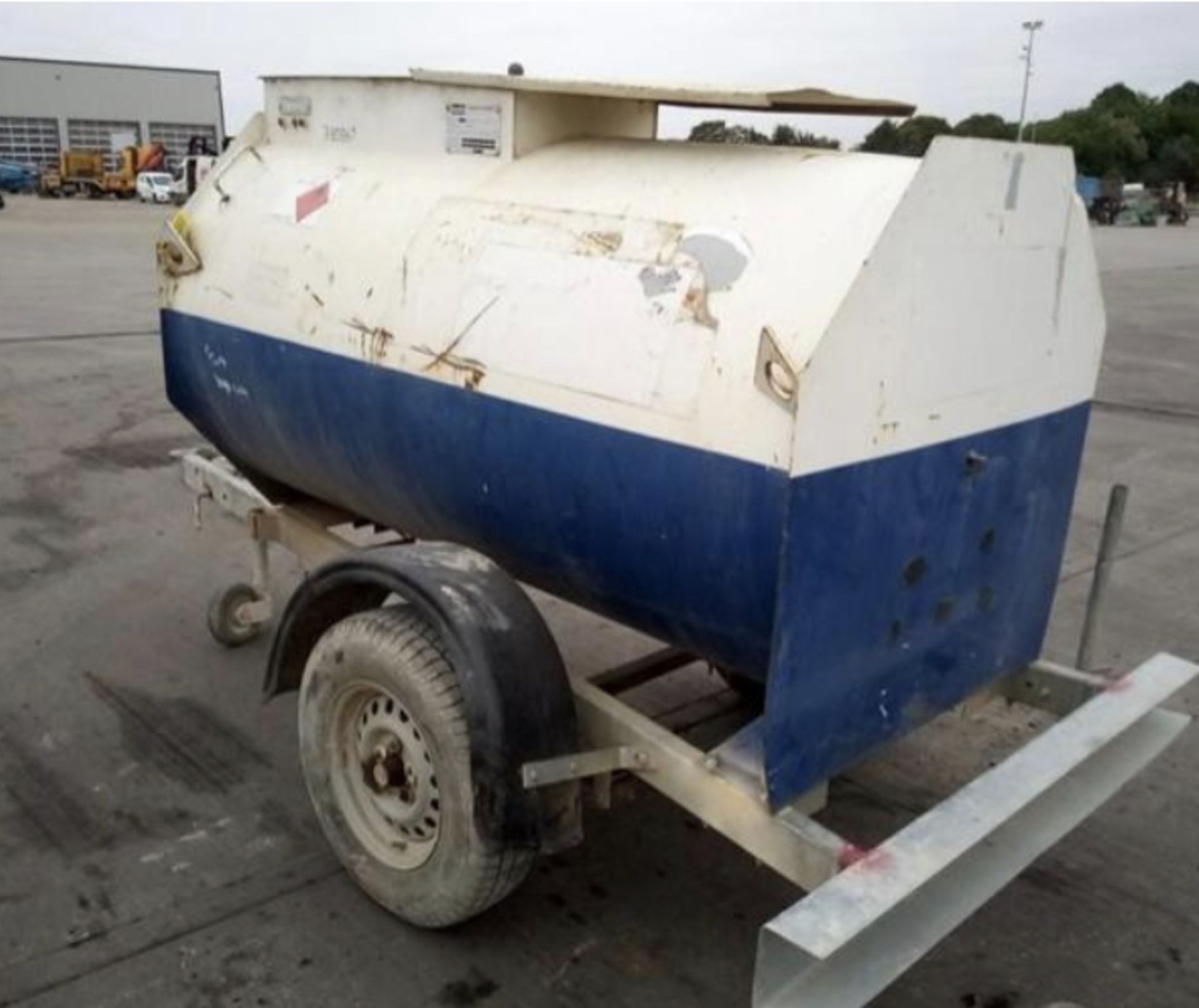 .1000L FASTOW FUEL BOWSER - Image 12 of 19