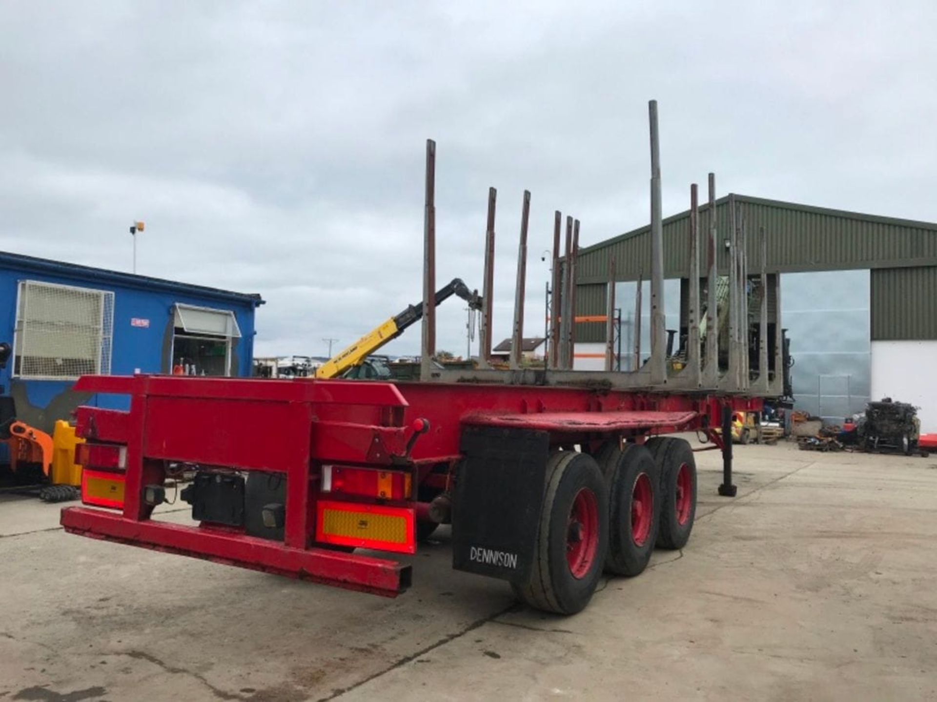 2005 DENNISON TRI AXEL LOG TRAILER - Image 4 of 16