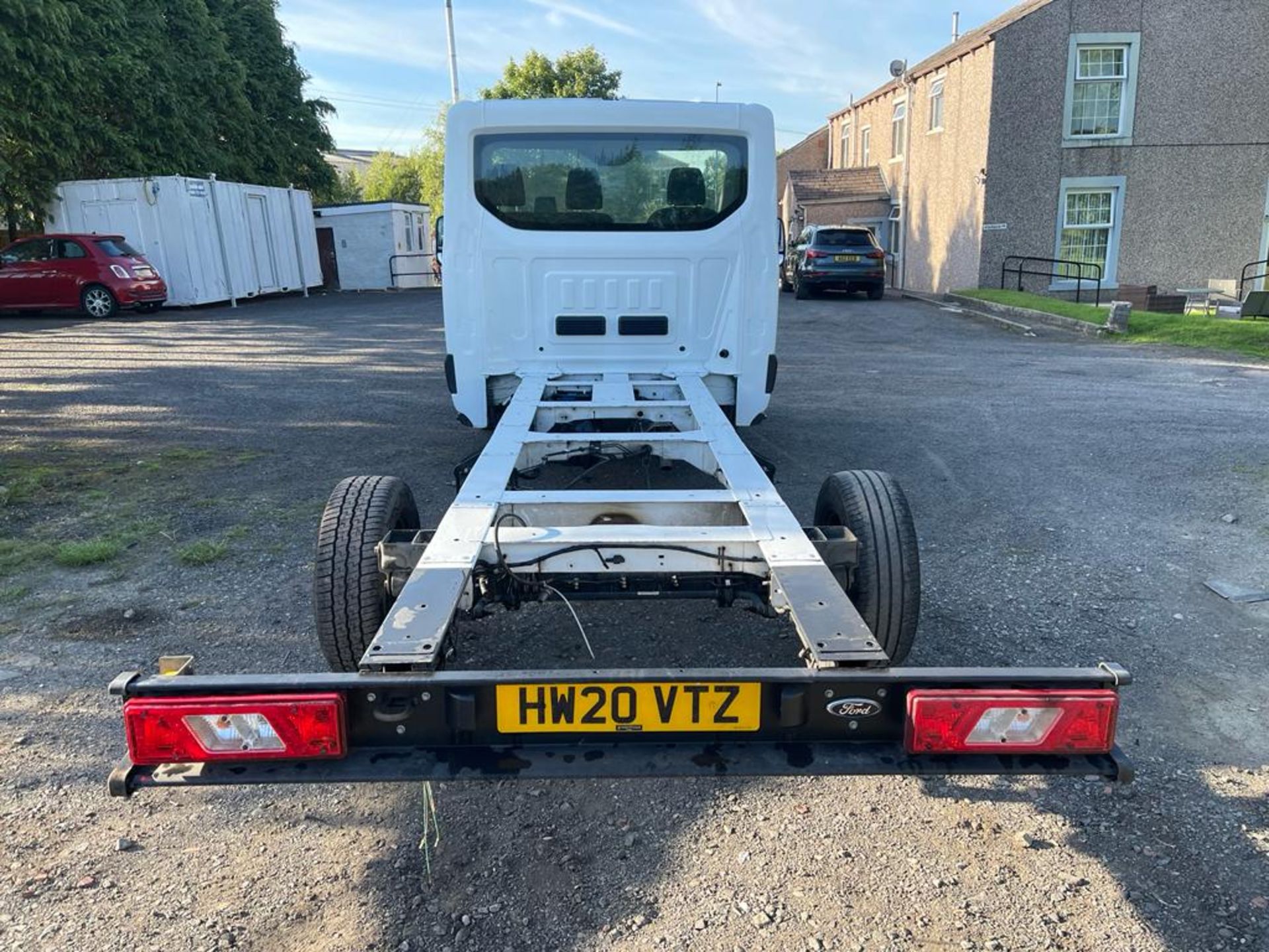 FORD TRANSIT T350 L4H1 CHASSIS CAB 2020 - Image 6 of 11
