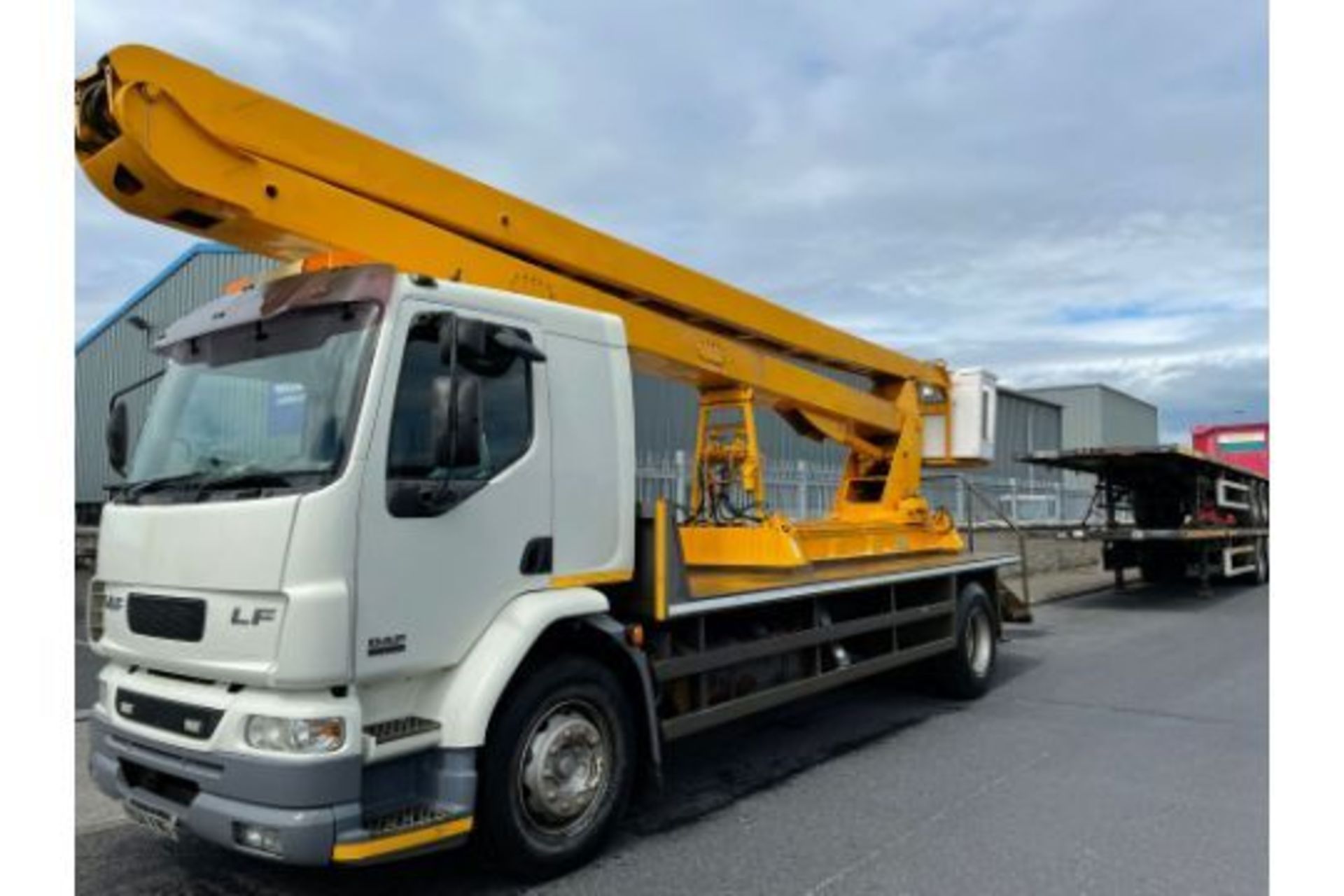 2004 DAF LF55 CHERRY PICKER