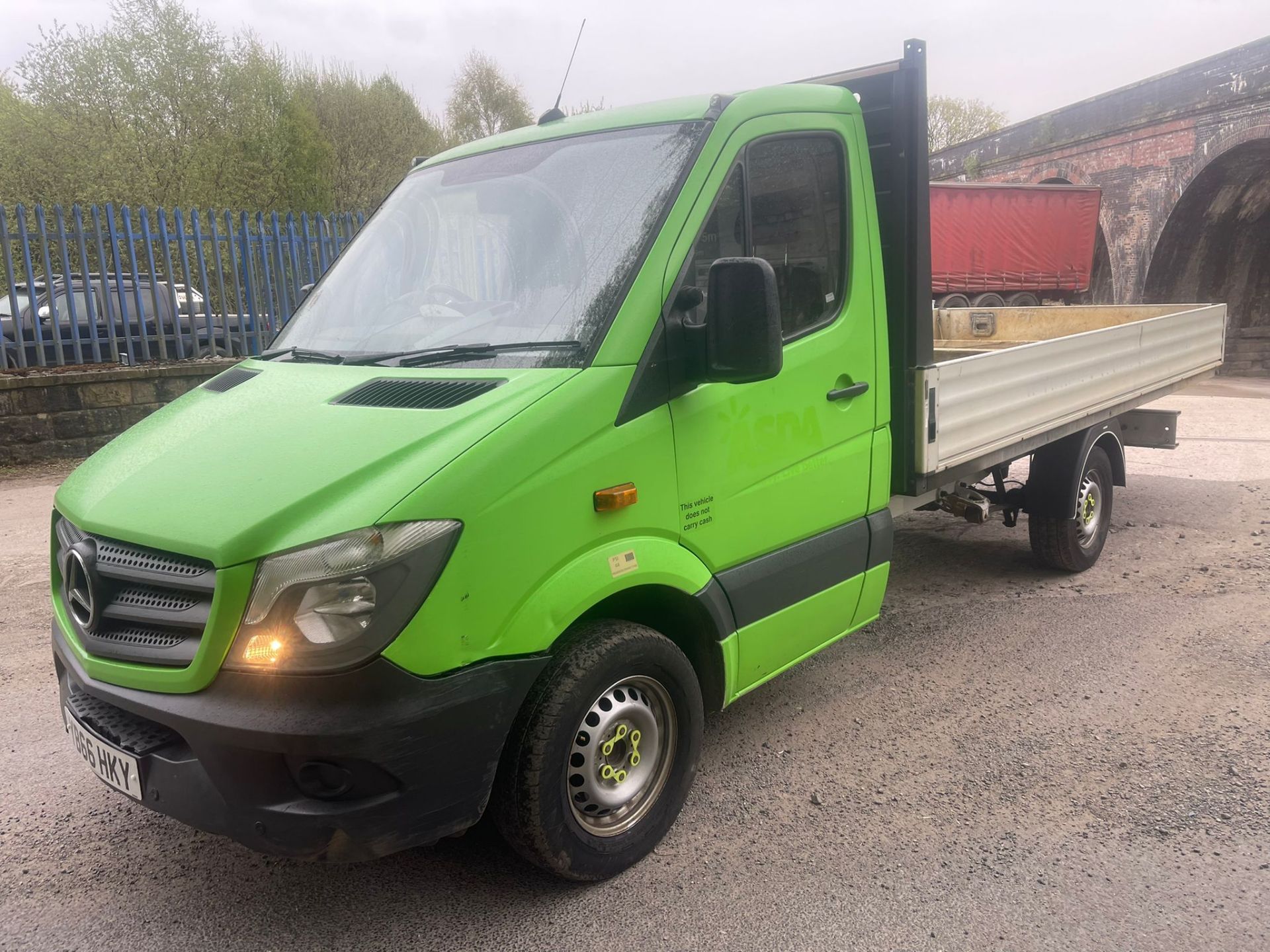 MERCEDES SPRINTER 313 CDI ALLOY DROPSIDE - Image 6 of 9