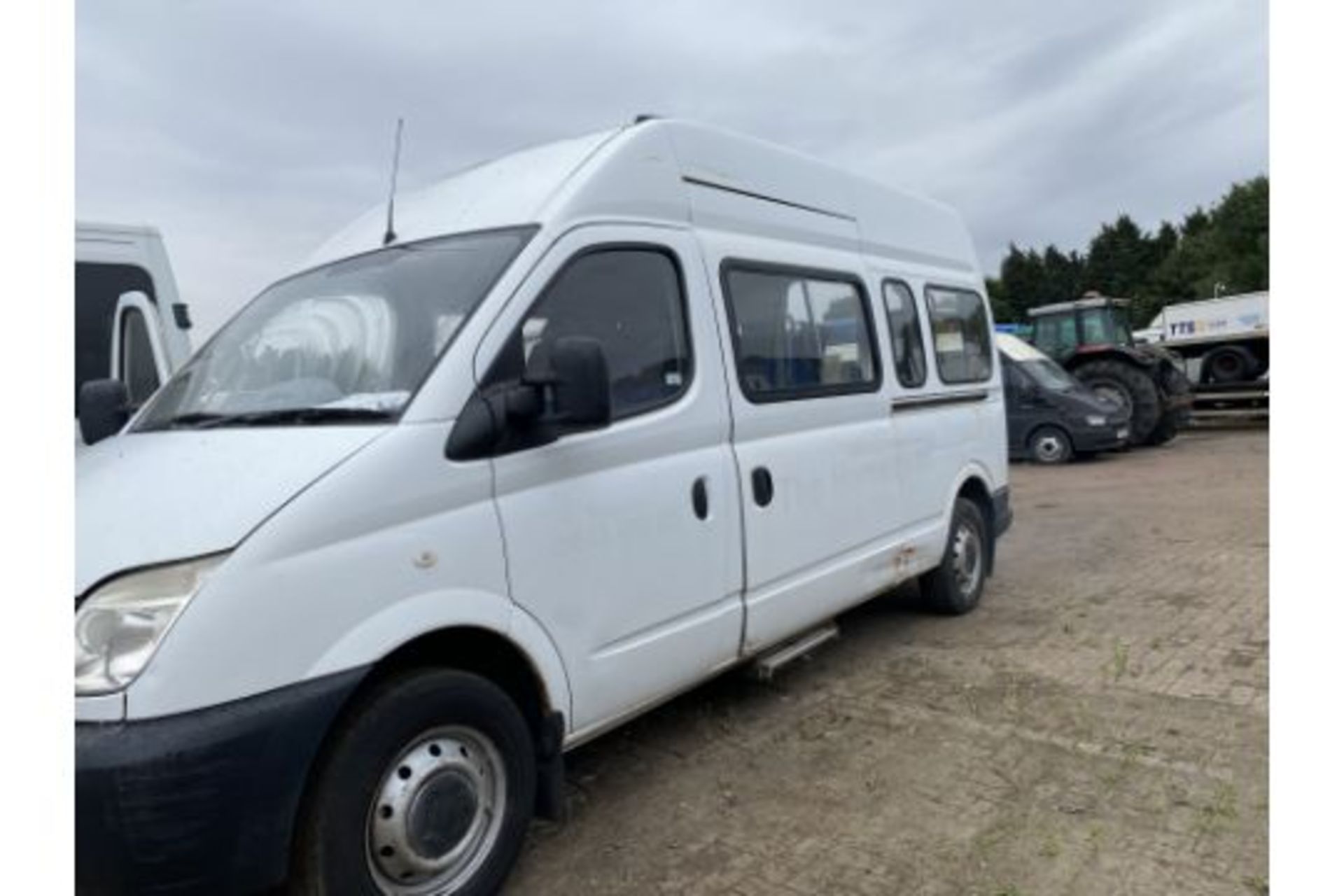 2007 LDV MAXUS MINIBUS - Image 2 of 6